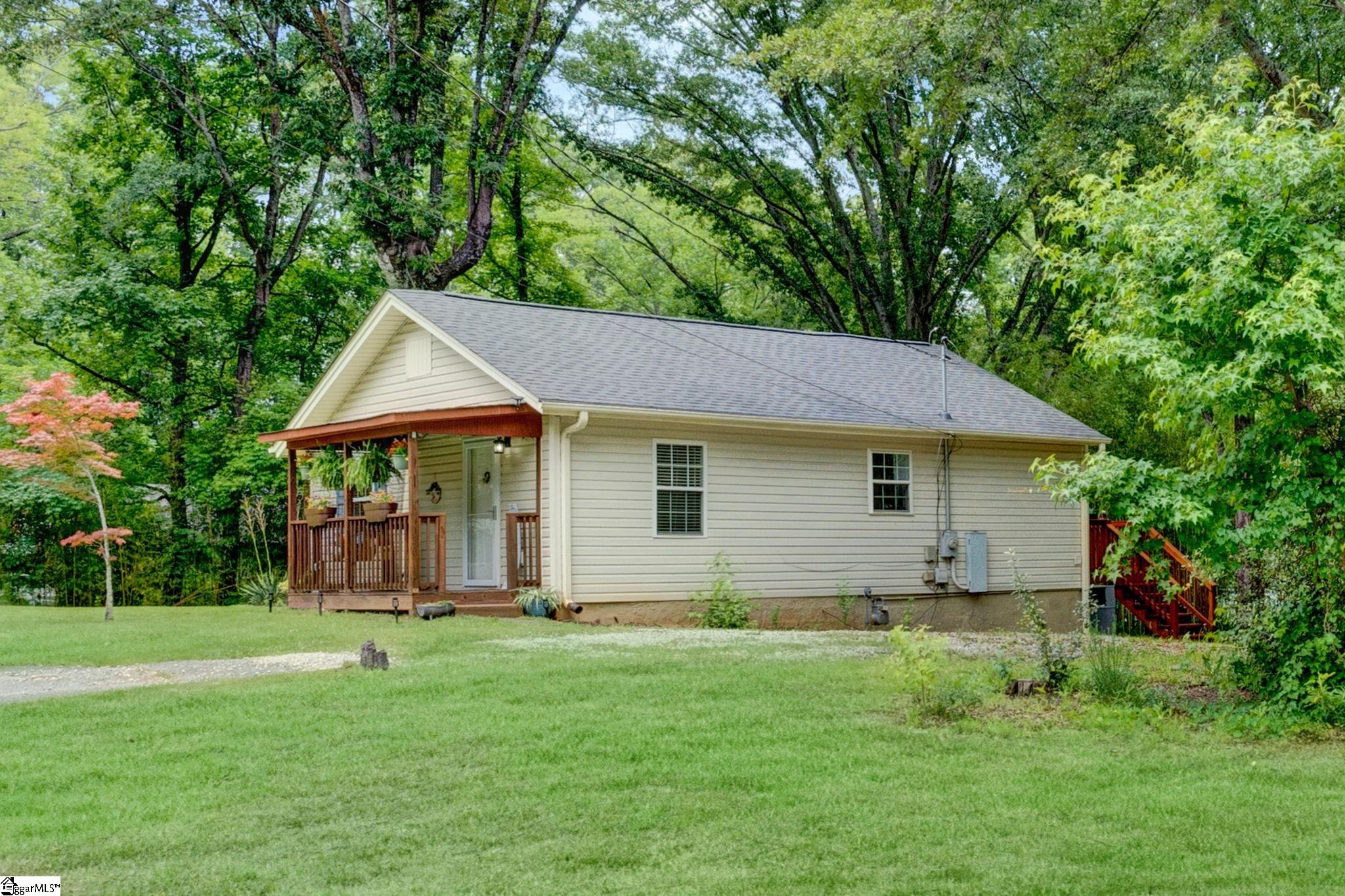 301 S E Street Easley, SC 29640