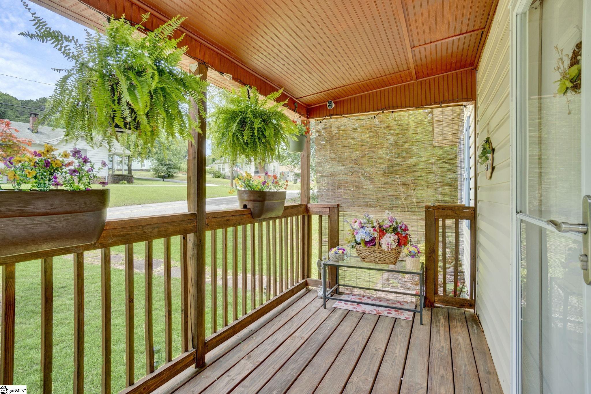 301 S E Street Easley, SC 29640