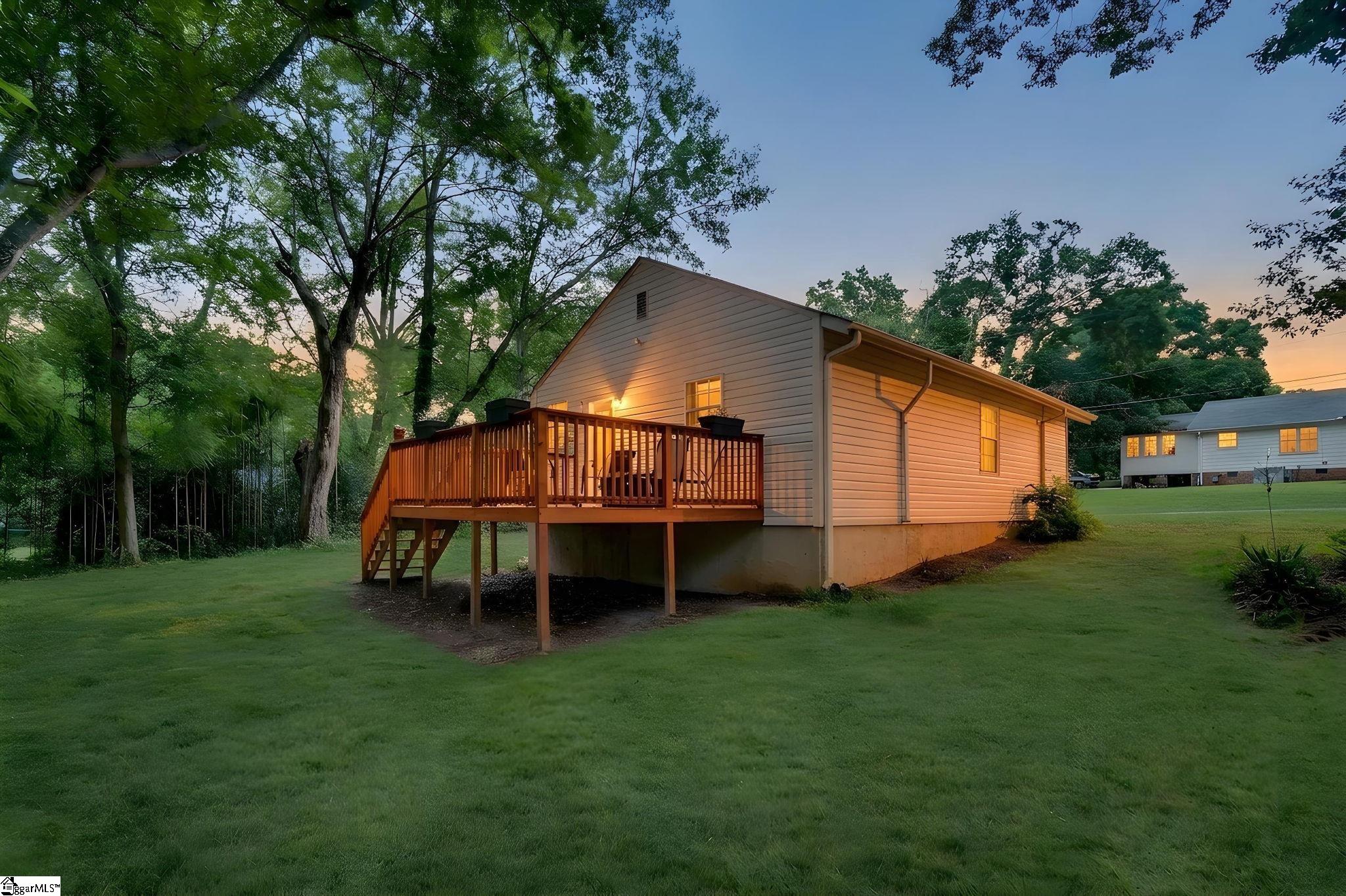 301 S E Street Easley, SC 29640