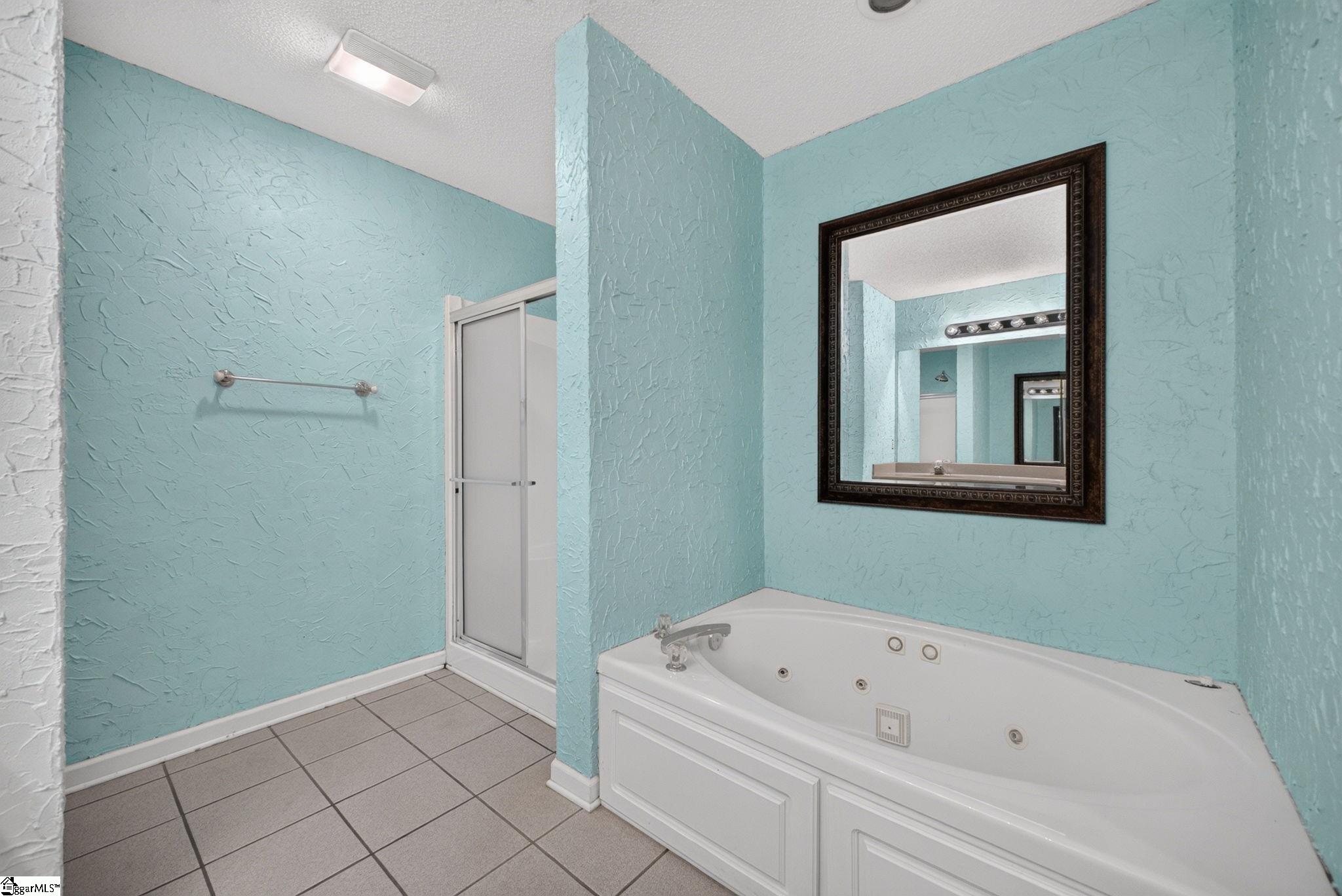 202 Ashford Court Easley, SC 29642