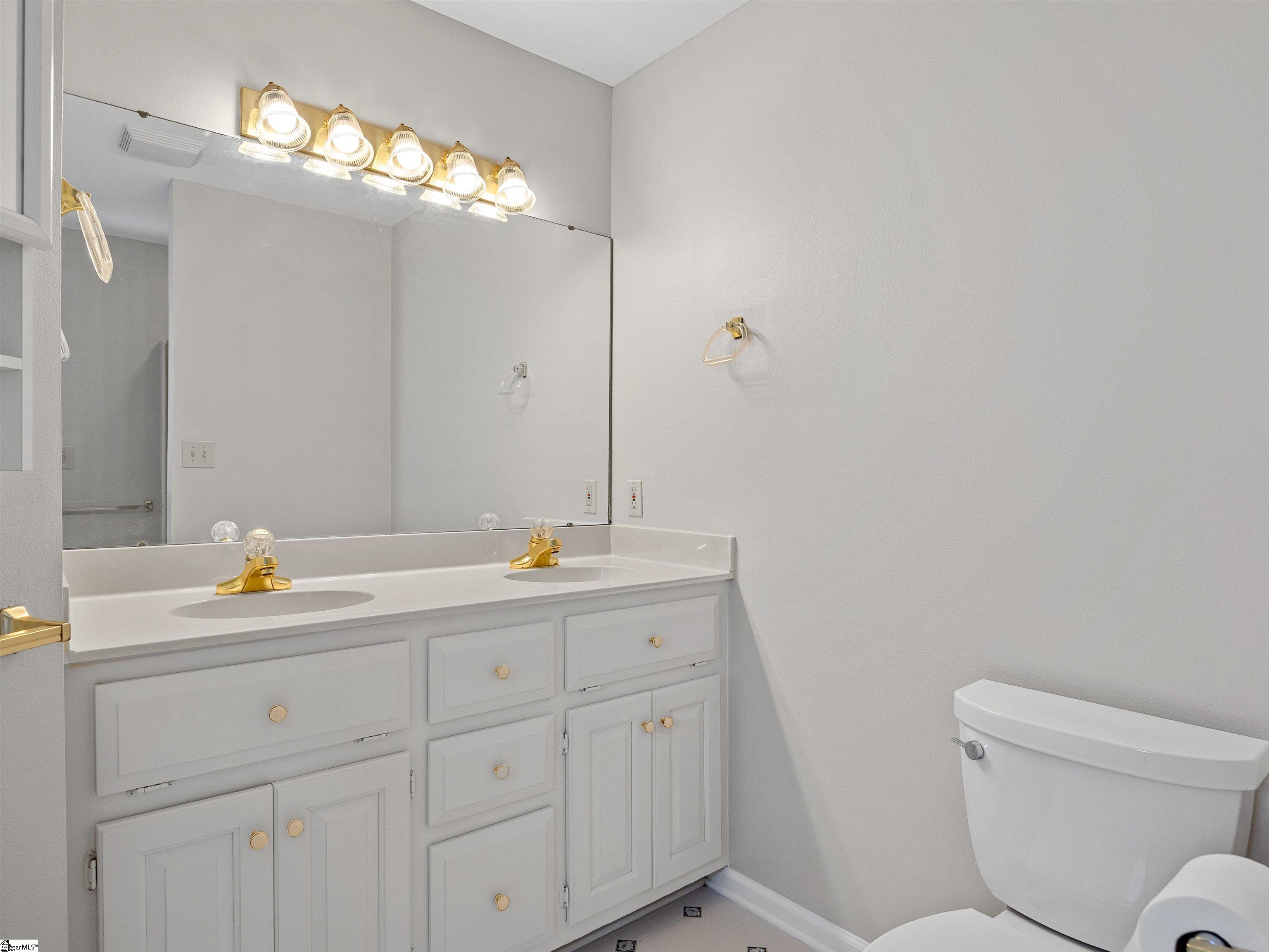 1302 Bailey Mill Road Travelers Rest, SC 29690-9188