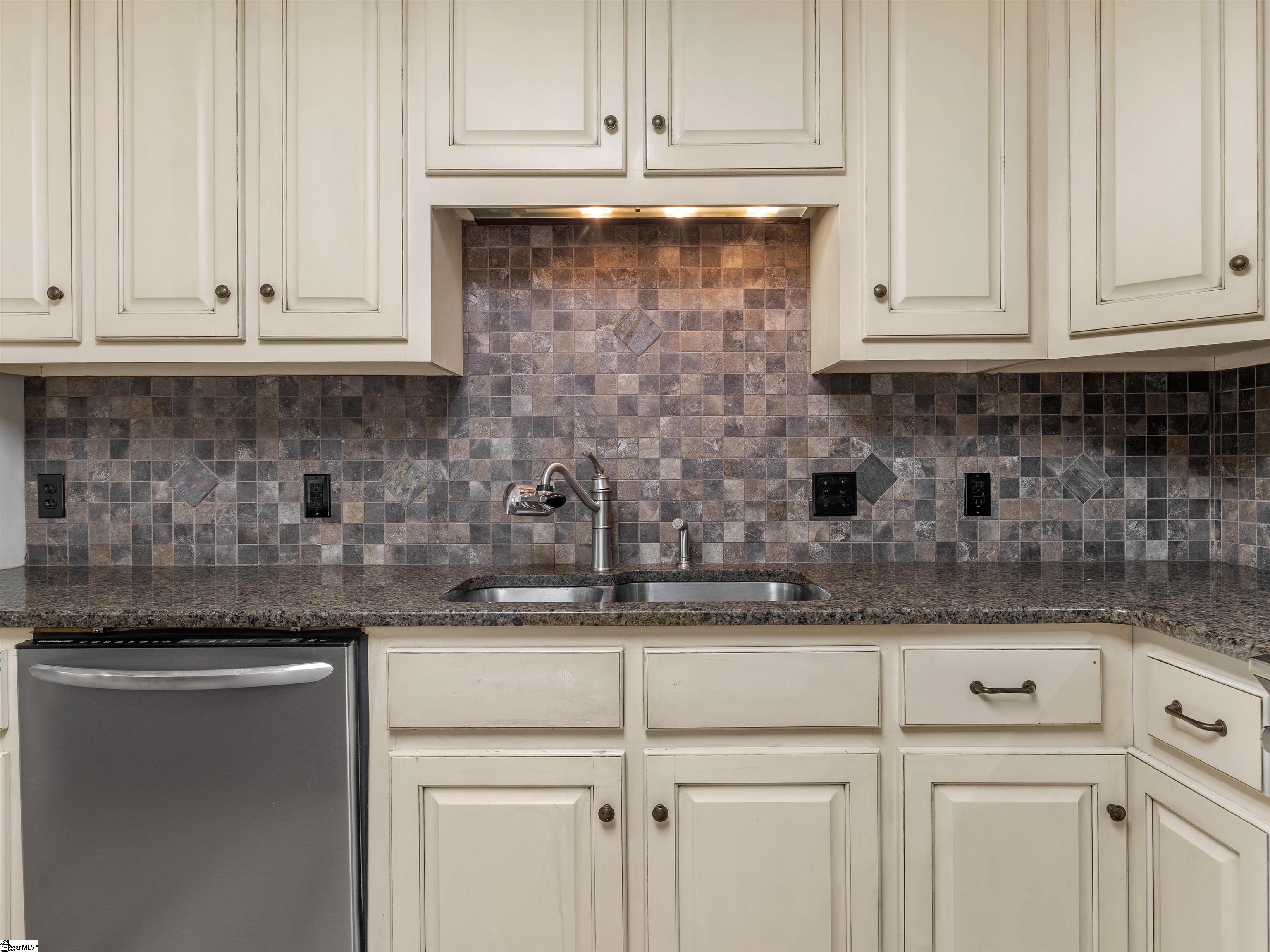 1302 Bailey Mill Road Travelers Rest, SC 29690-9188