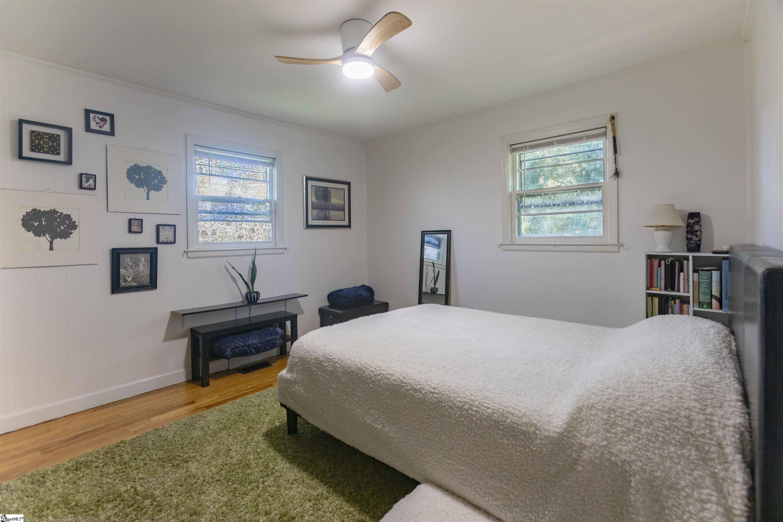 16 Theodore Circle Greenville, SC 29611