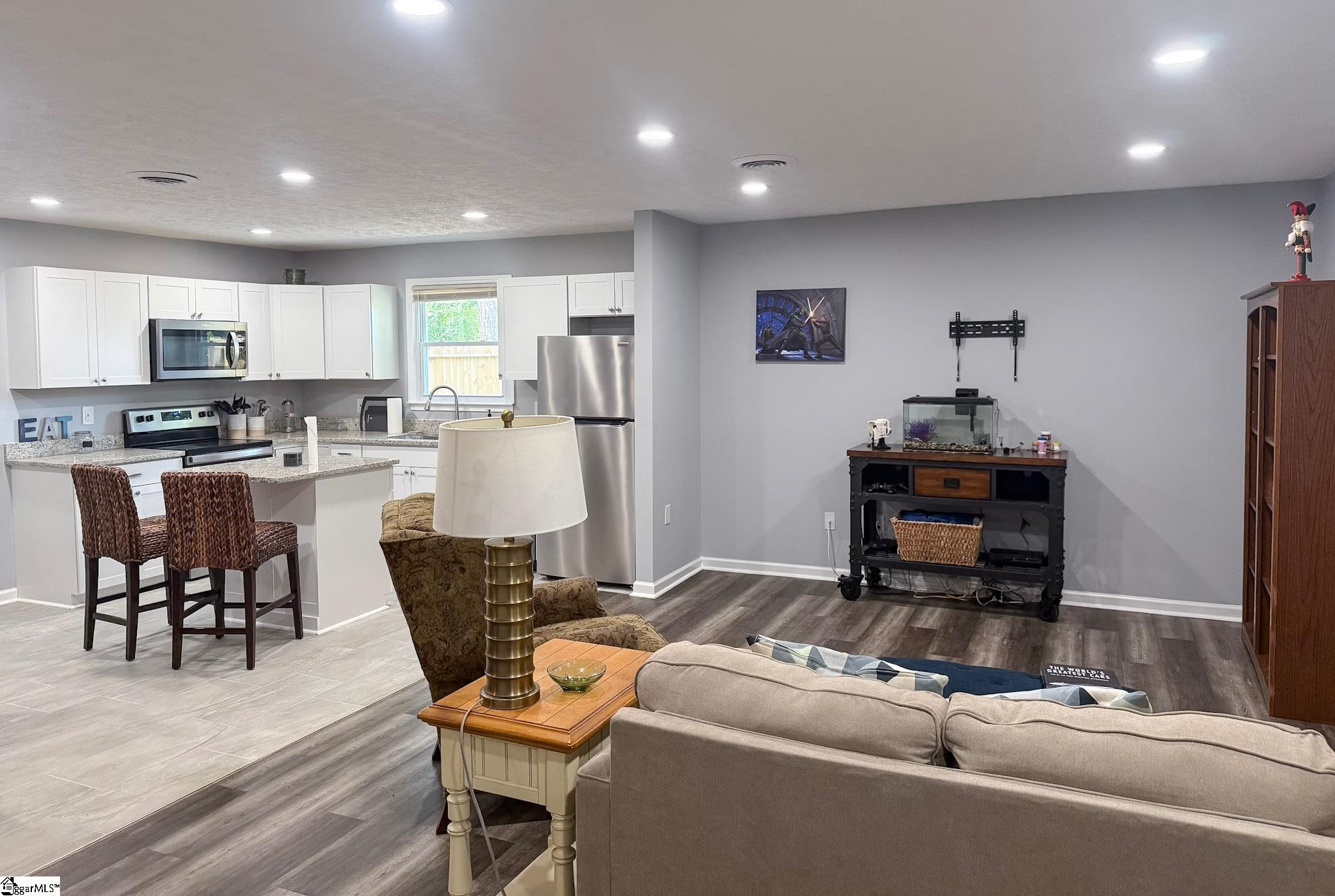 204 Idlewild Avenue Greenville, SC 29605