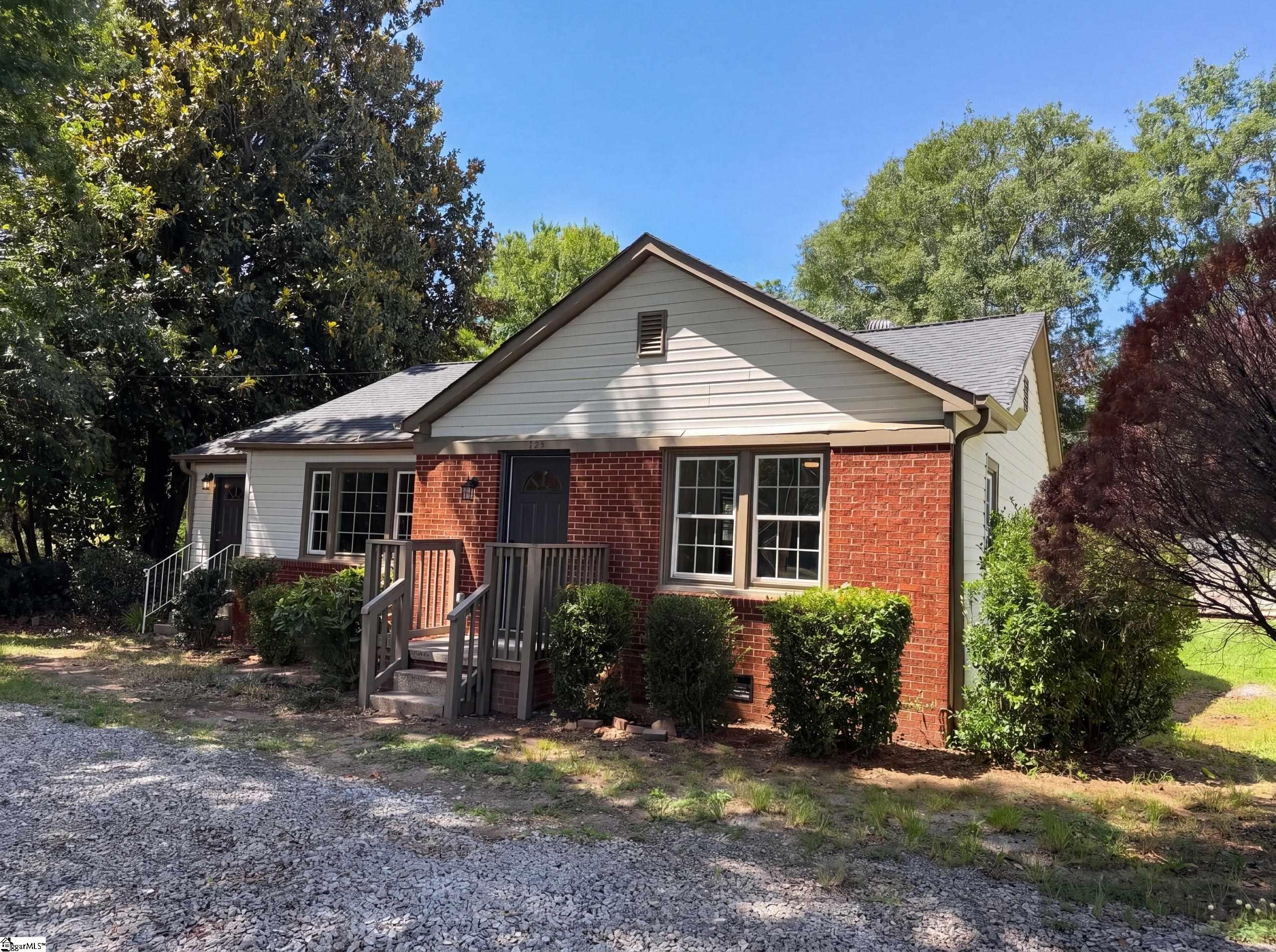 1125 Old Spartanburg Highway Lyman, SC 29365