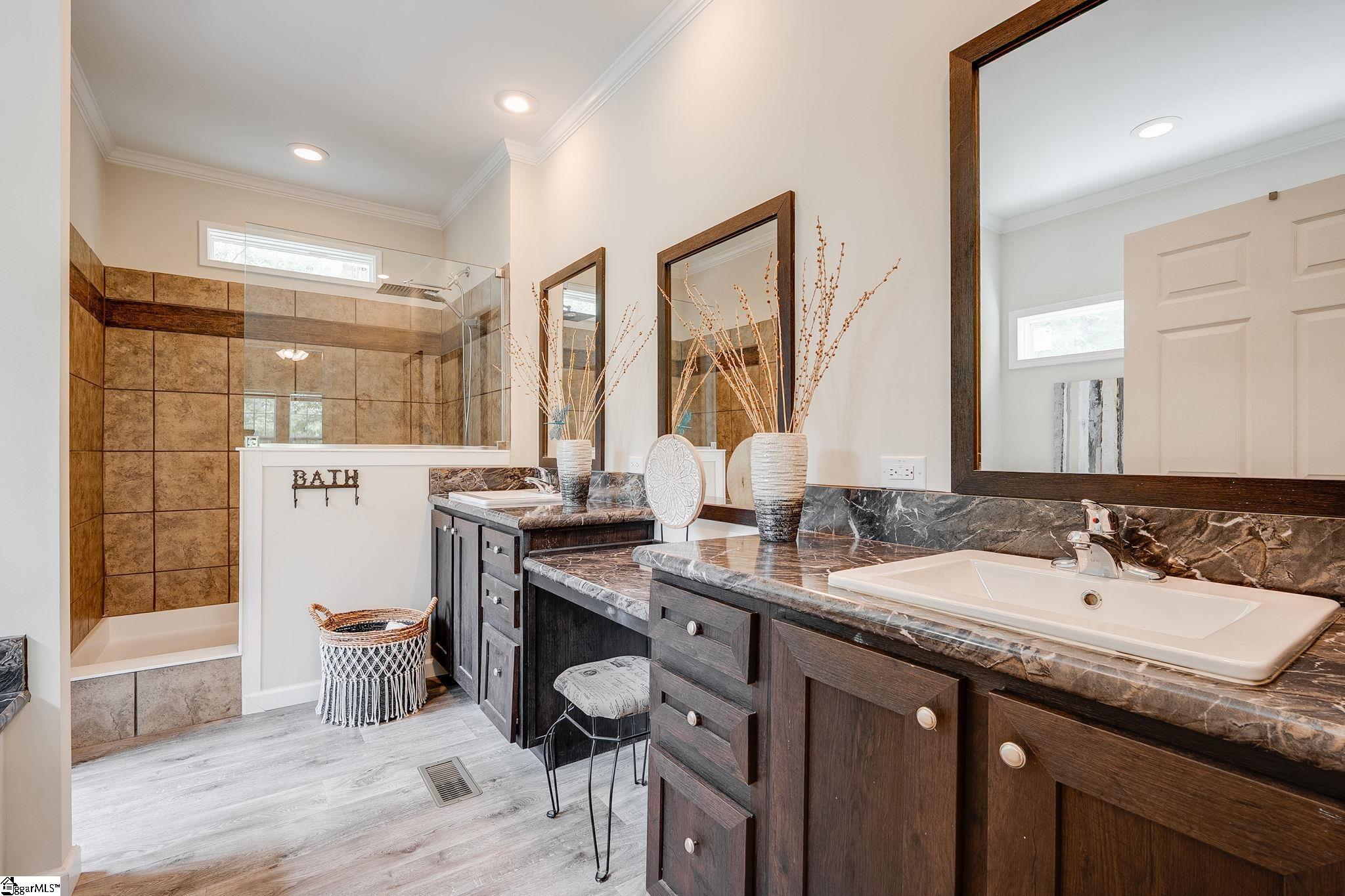 25 Valley Road Travelers Rest, SC 29690