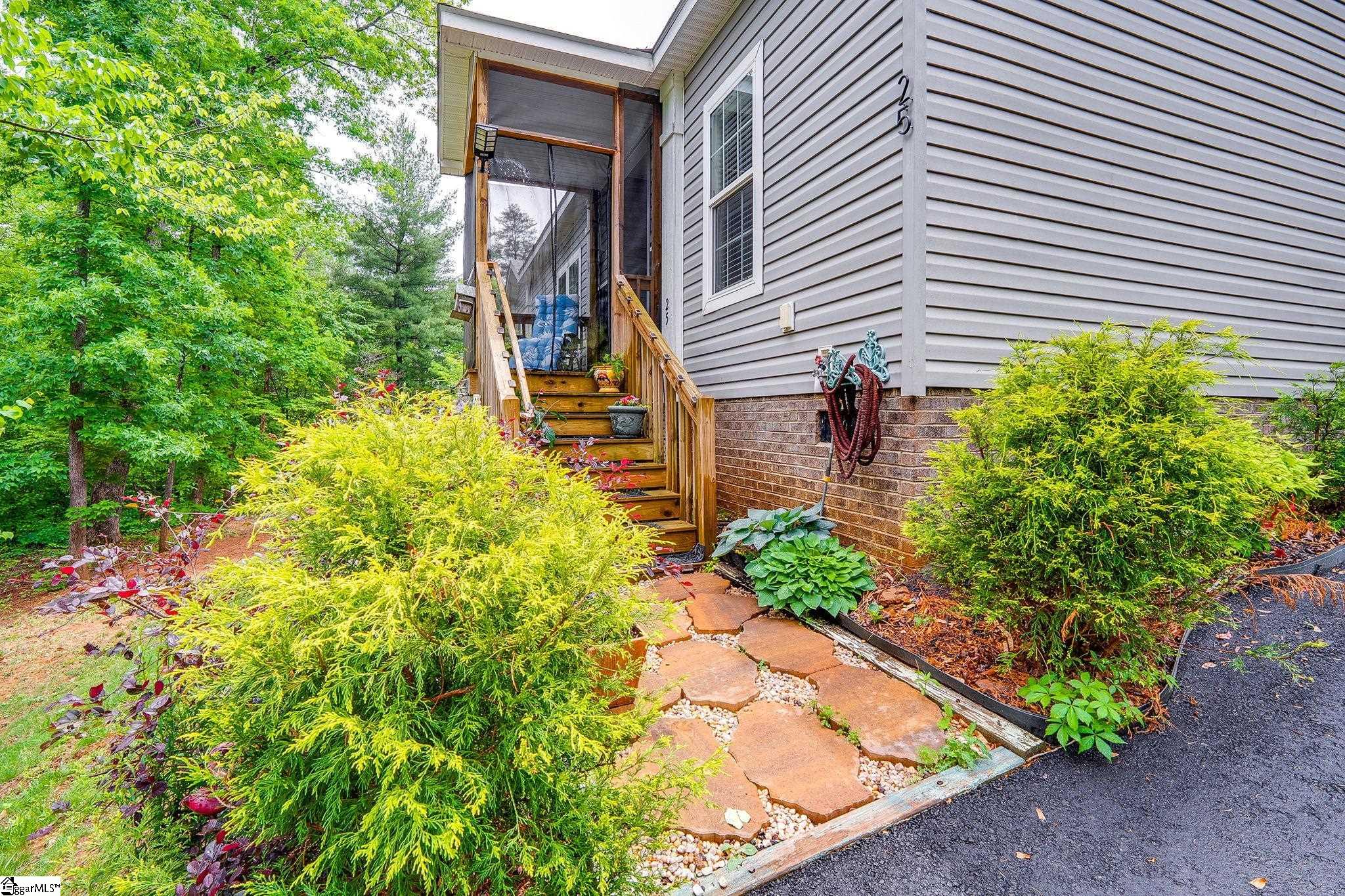 25 Valley Road Travelers Rest, SC 29690