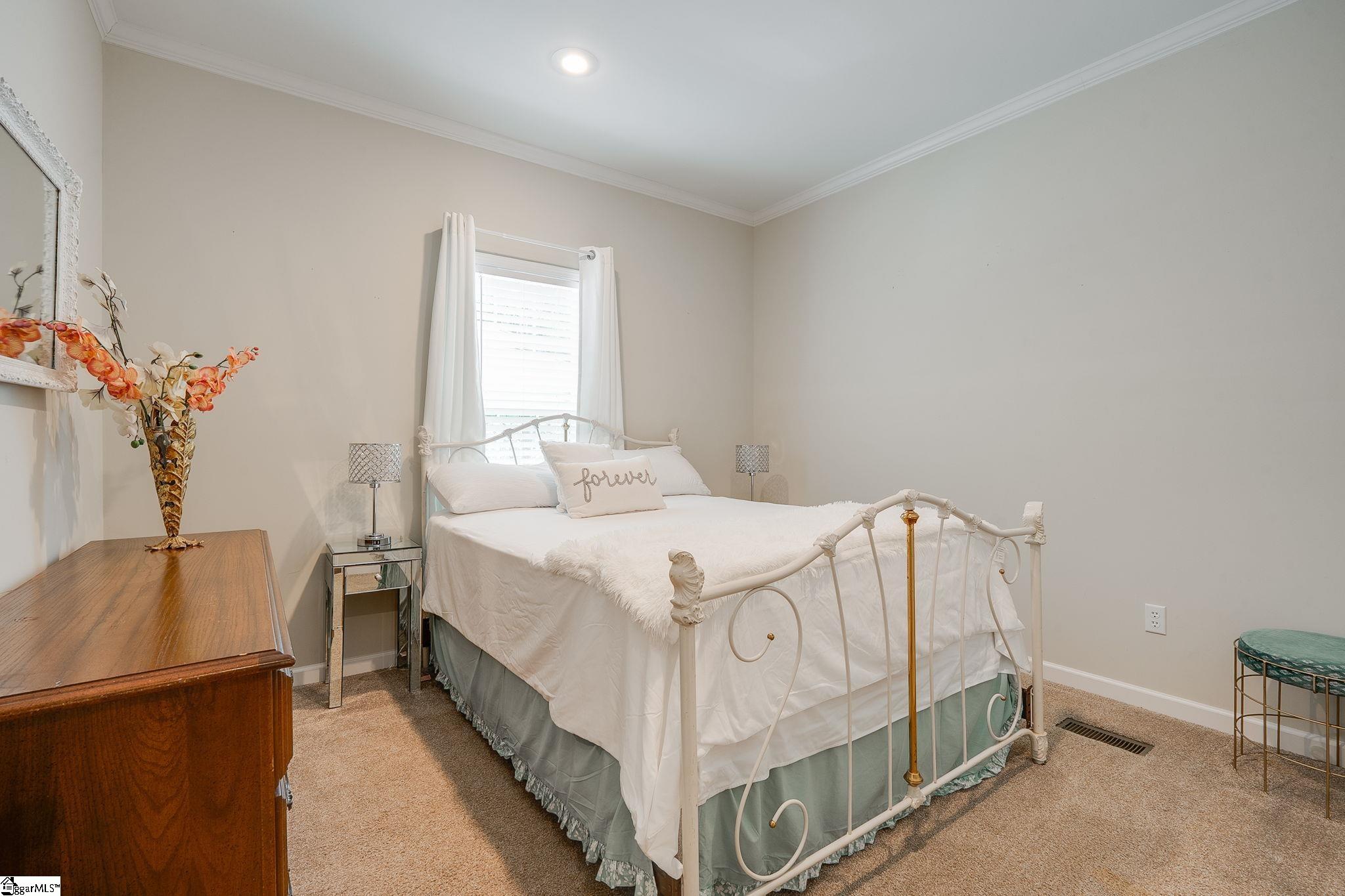 25 Valley Road Travelers Rest, SC 29690