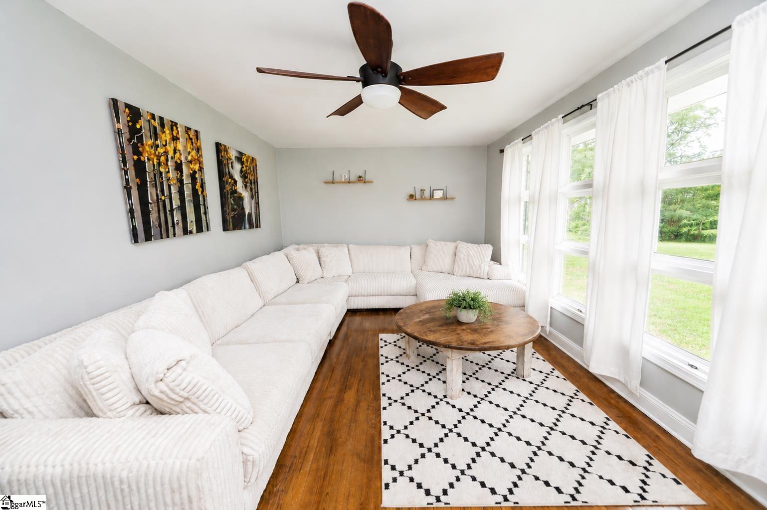 195 Stribling Circle Spartanburg, SC 29301