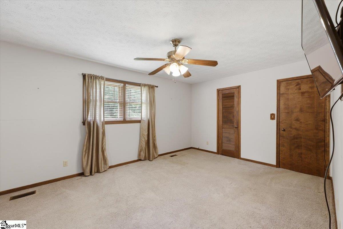 140 Charles Drive Piedmont, SC 29673