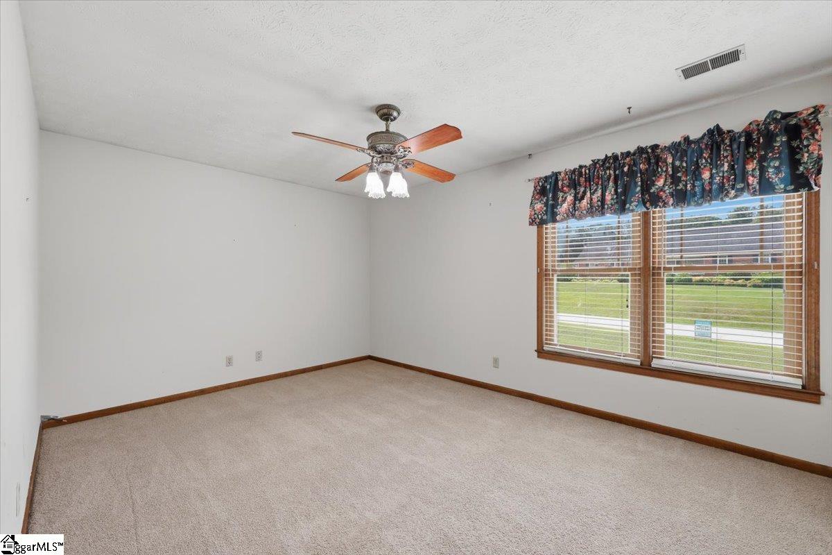 140 Charles Drive Piedmont, SC 29673