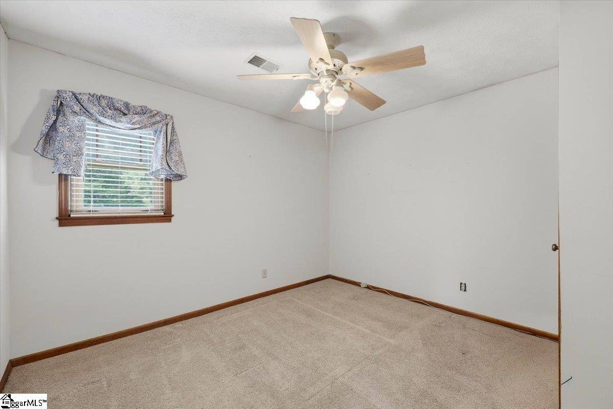 140 Charles Drive Piedmont, SC 29673