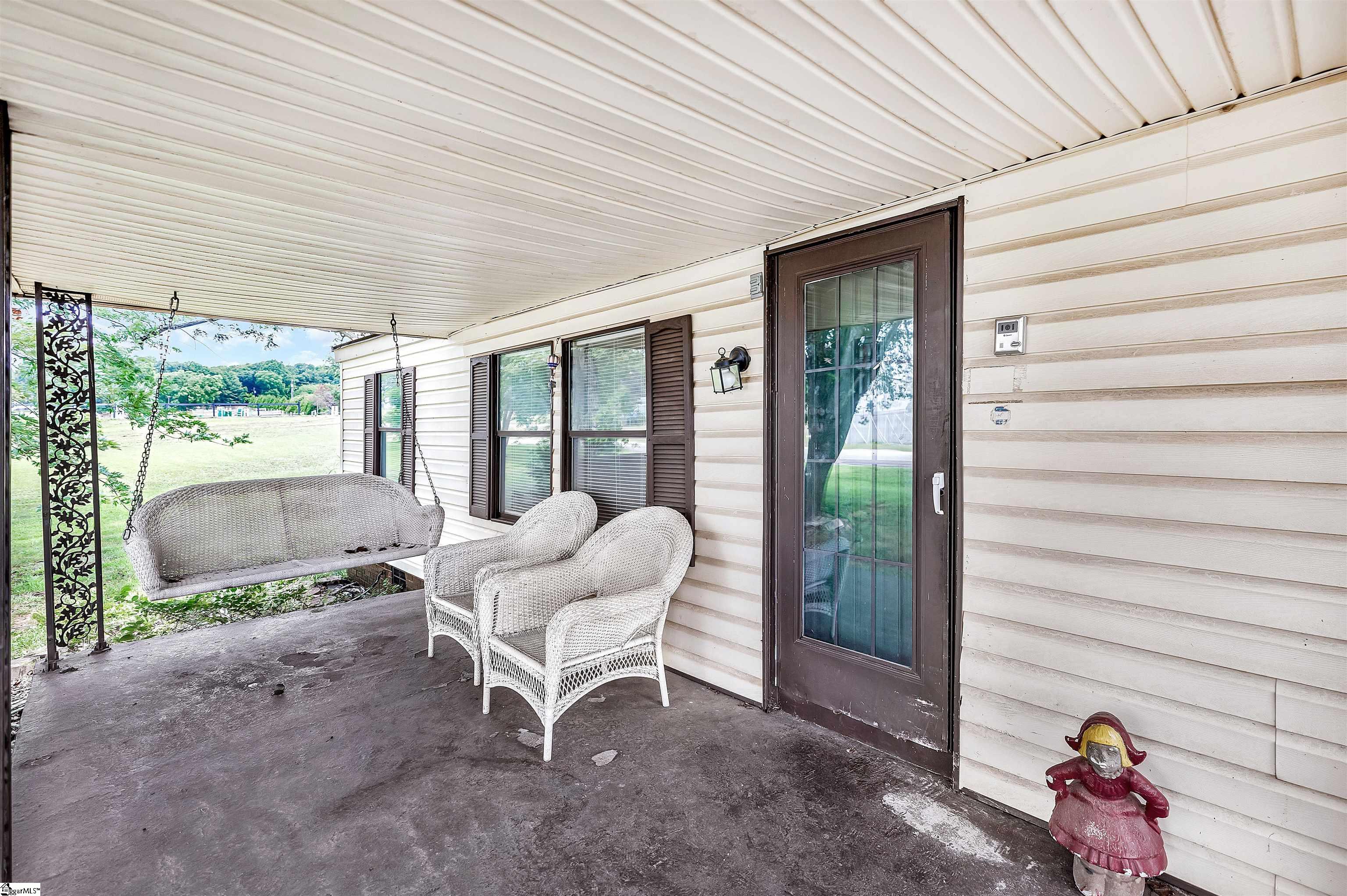 1004 Wiles Drive Anderson, SC 29625
