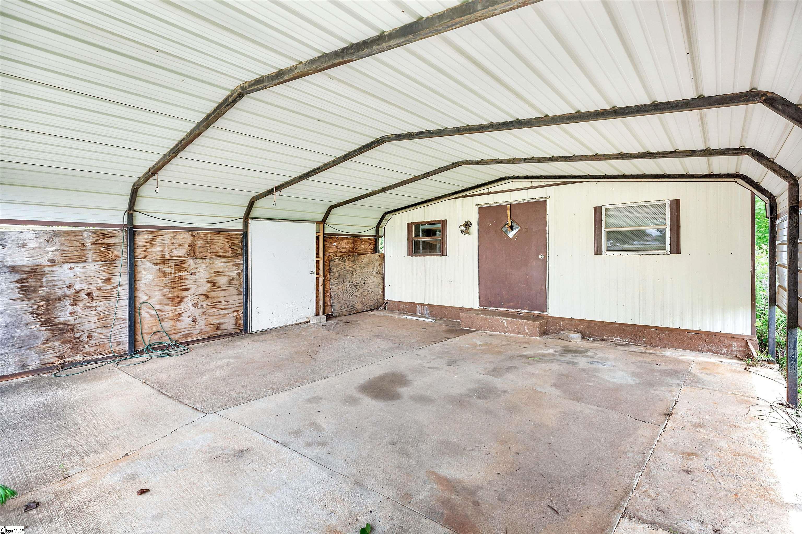 1004 Wiles Drive Anderson, SC 29625