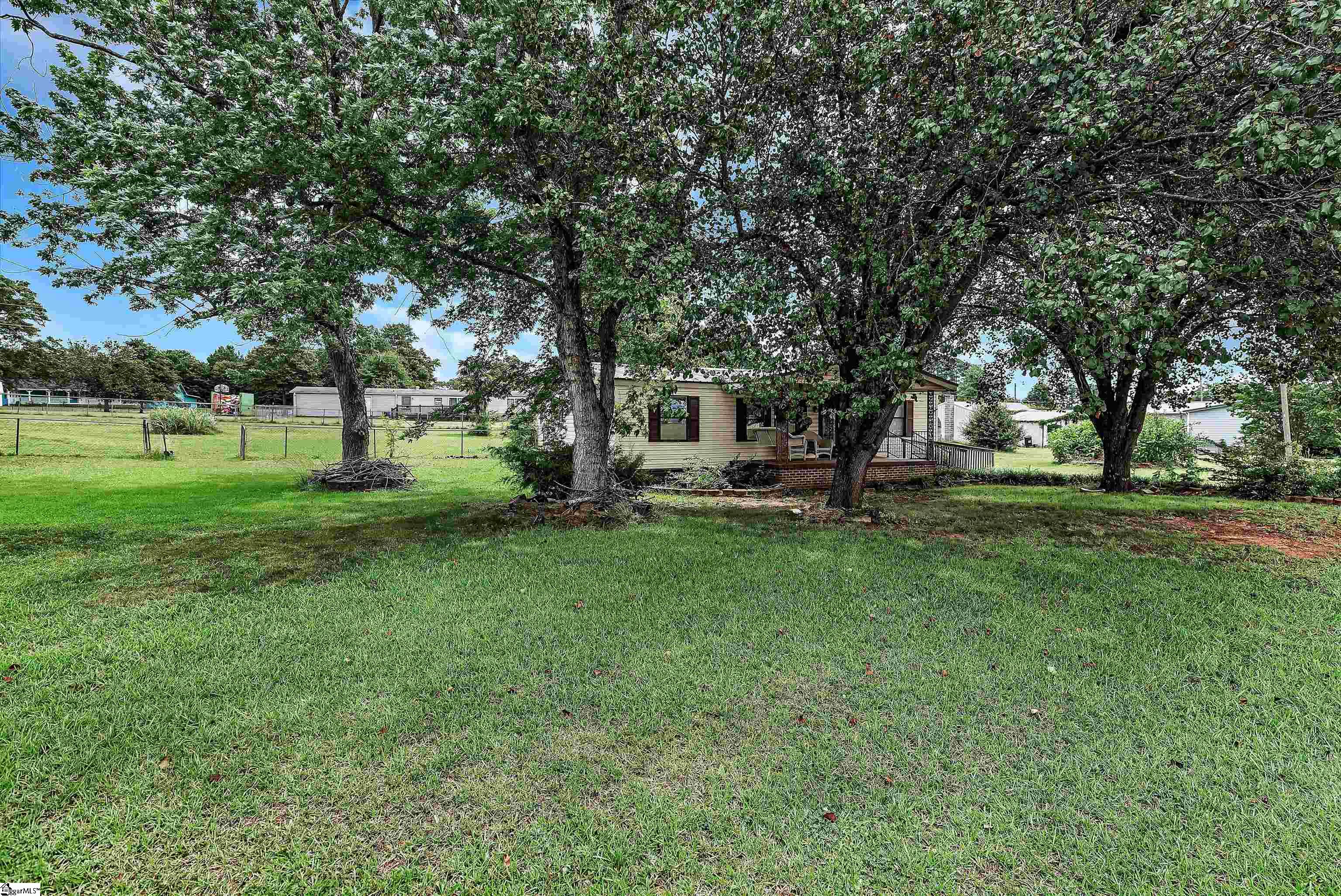1004 Wiles Drive Anderson, SC 29625