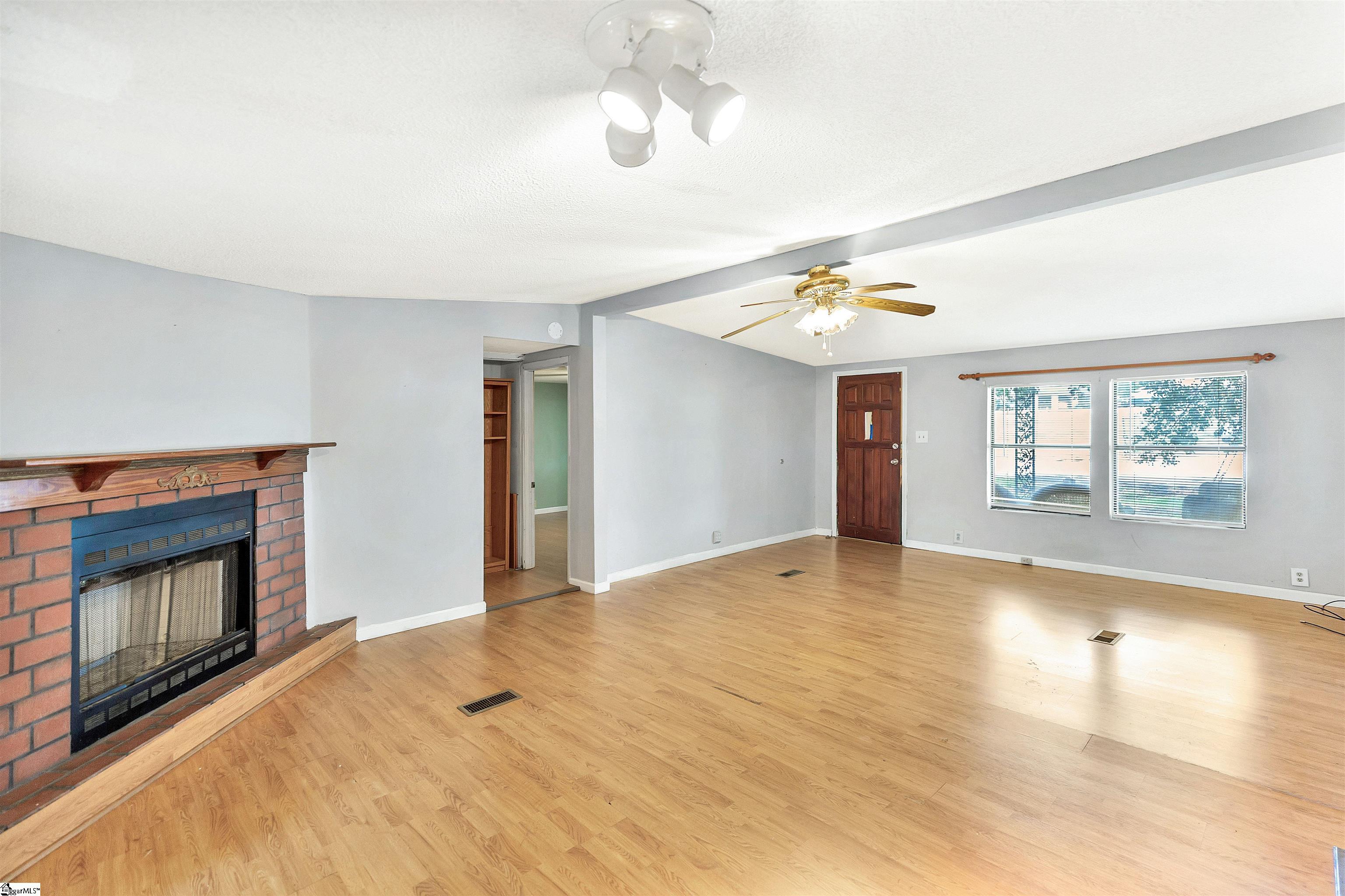 1004 Wiles Drive Anderson, SC 29625