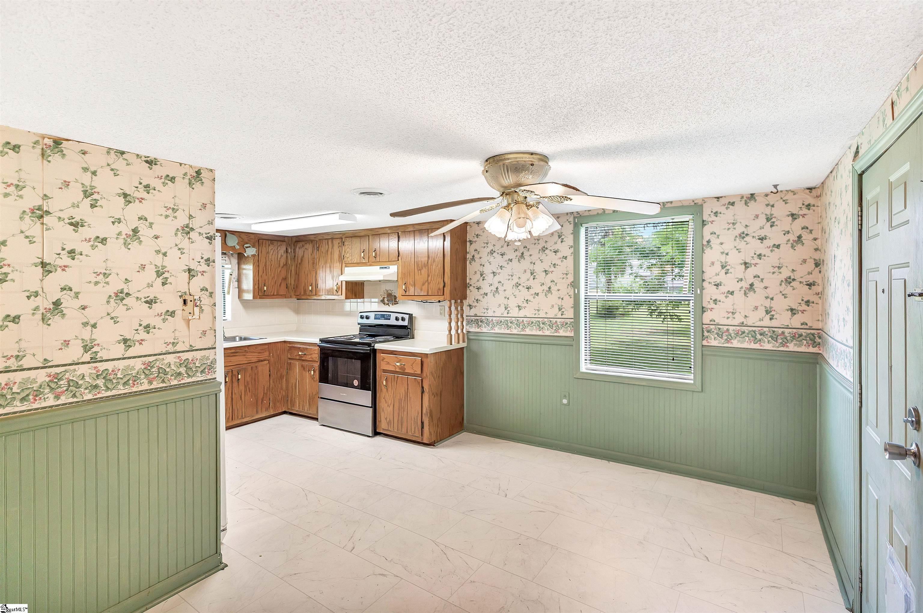 1004 Wiles Drive Anderson, SC 29625