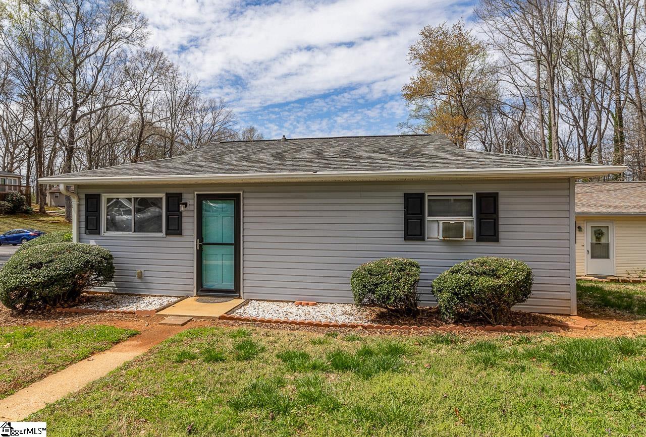 34 Kimbell Court Greenville, SC 29617