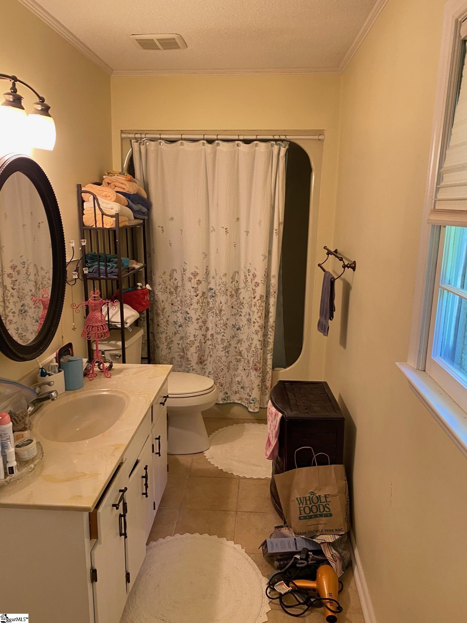 110 Kingston Drive Laurens, SC 29360