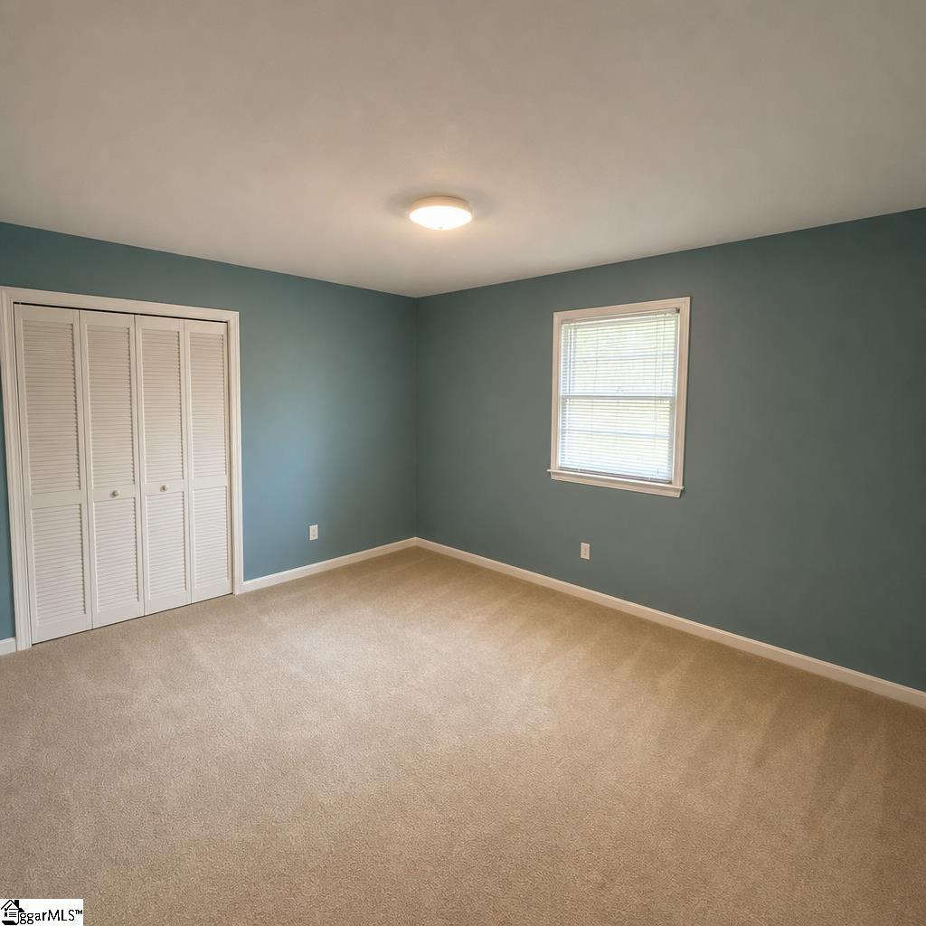 110 Kingston Drive Laurens, SC 29360