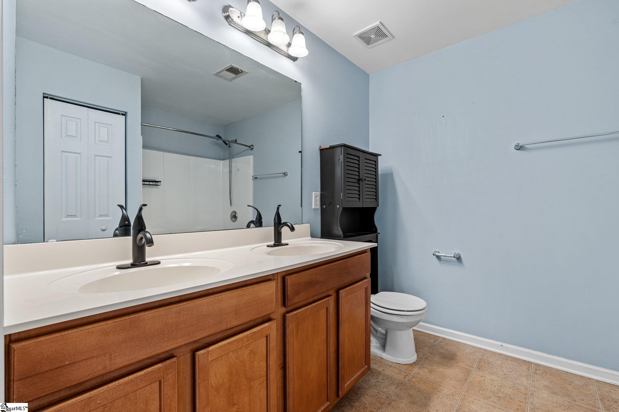27 Madeline Circle Taylors, SC 29687