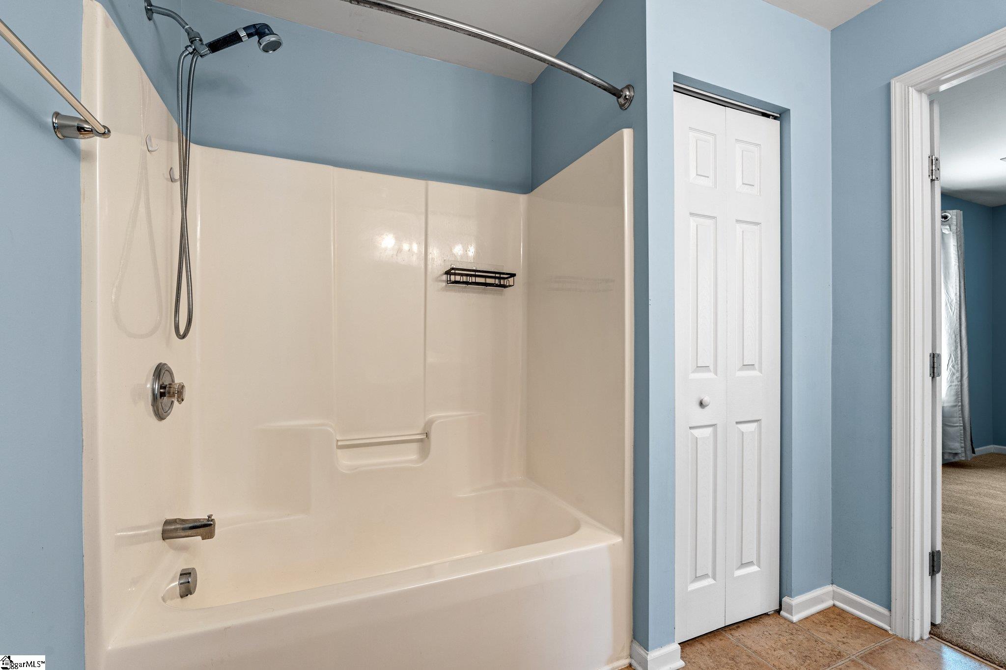 27 Madeline Circle Taylors, SC 29687