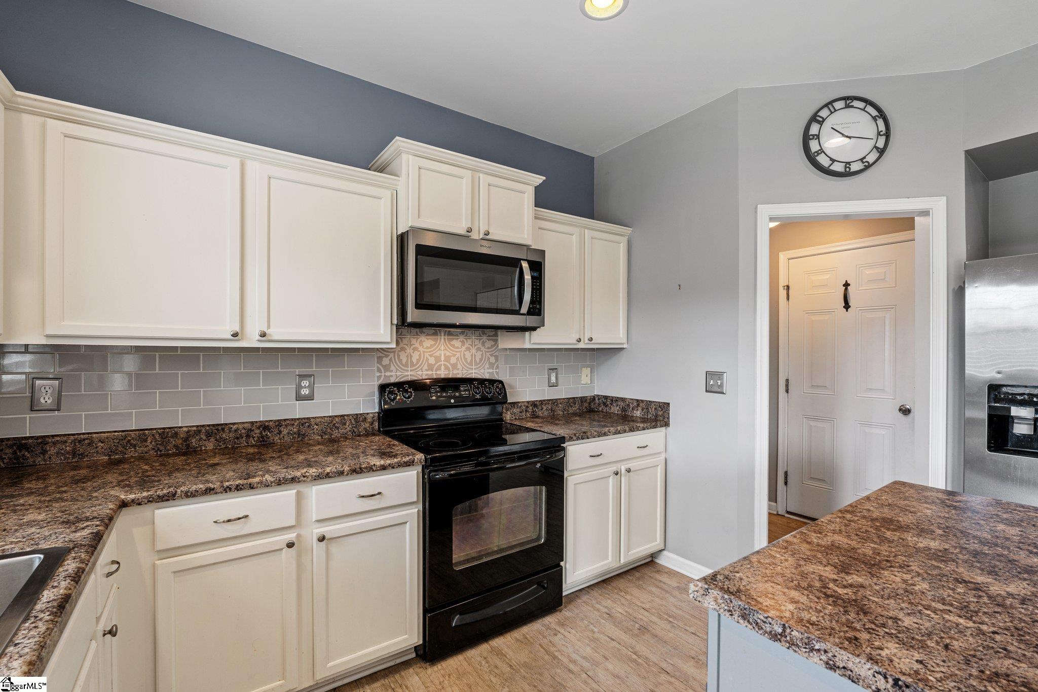27 Madeline Circle Taylors, SC 29687