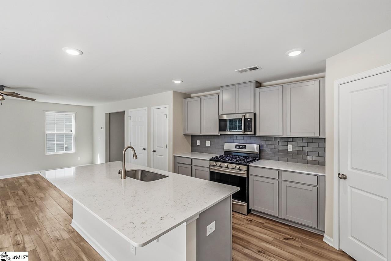 1285 Kilead Court Boiling Springs, SC 29316