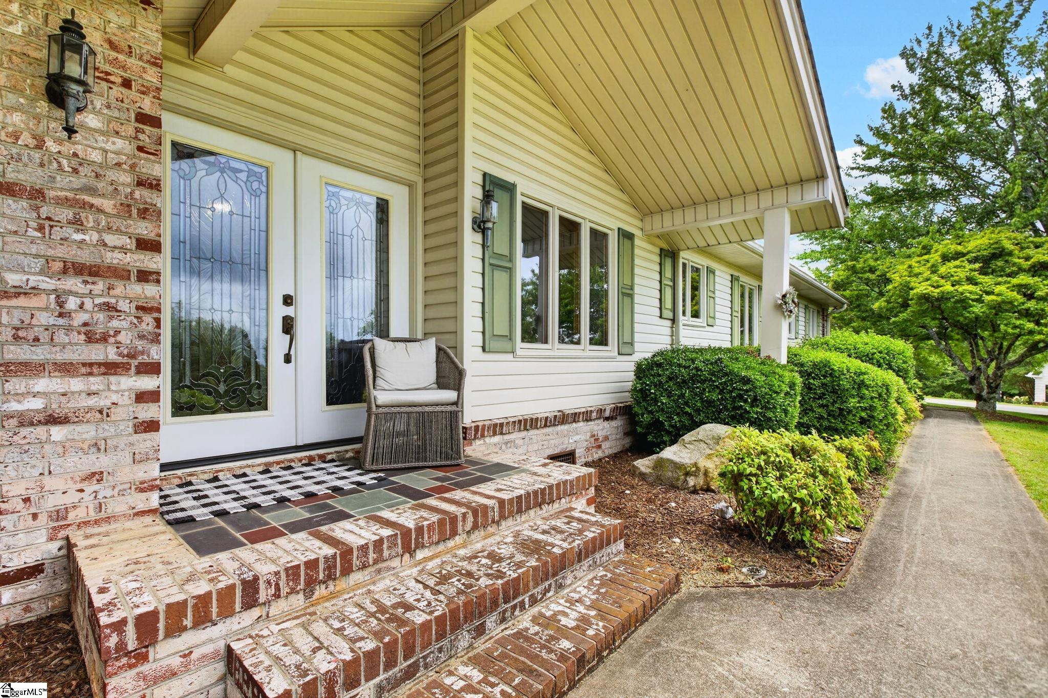 122 Mountain View Drive Pickens, SC 28671