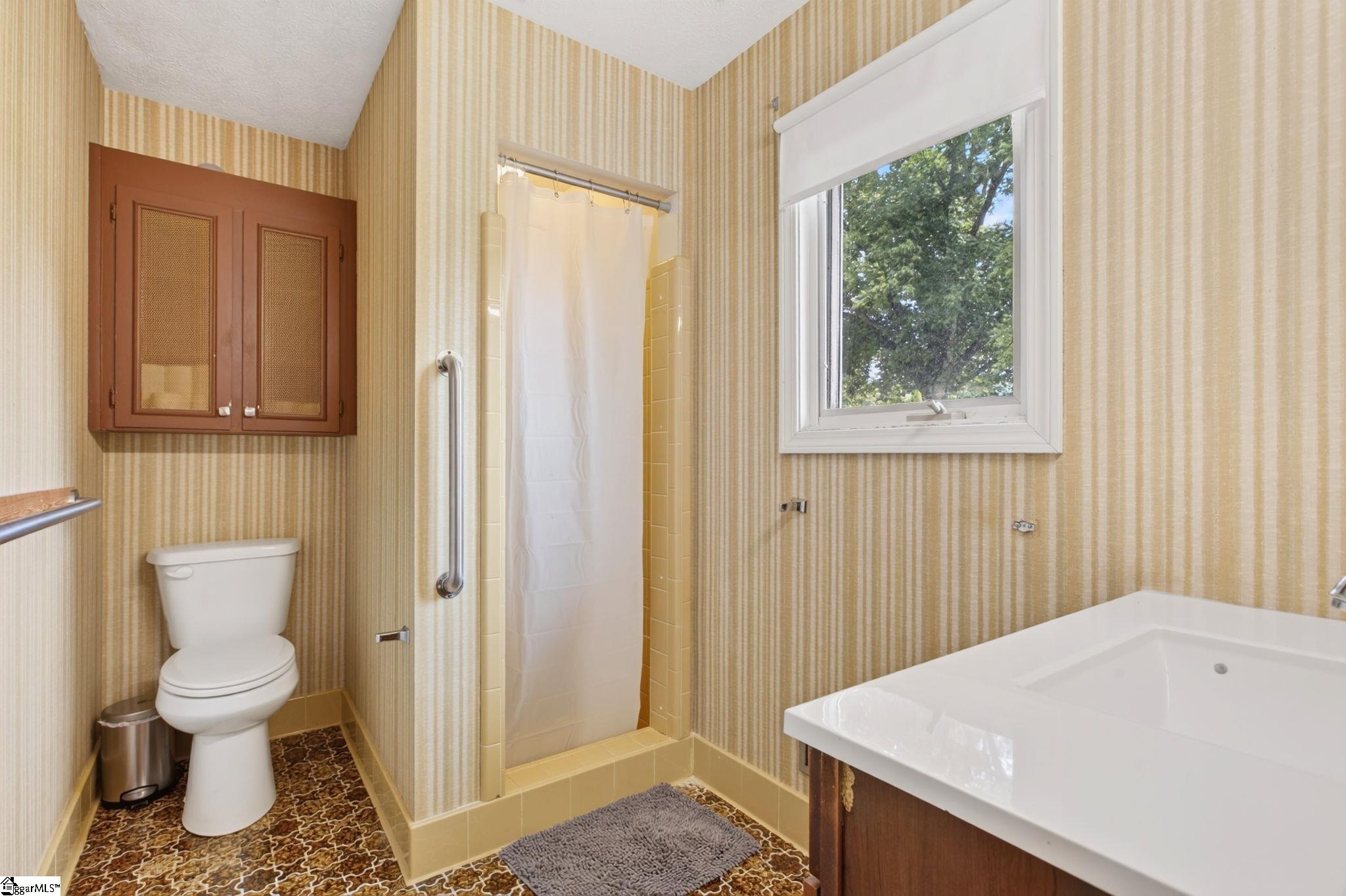 122 Mountain View Drive Pickens, SC 28671