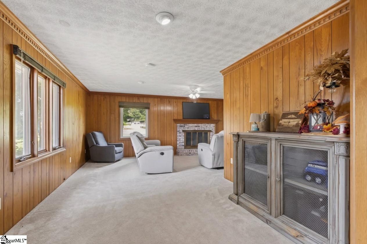 122 Mountain View Drive Pickens, SC 28671