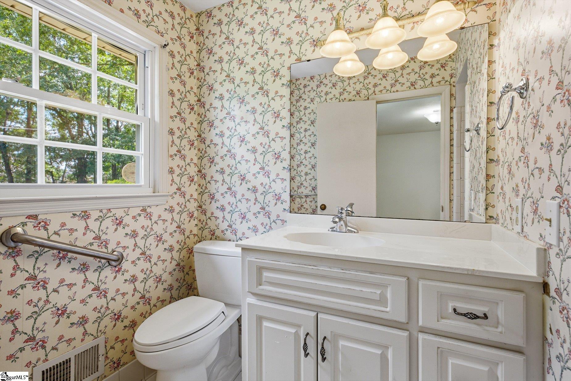 106 Del Norte Road Greenville, SC 29615