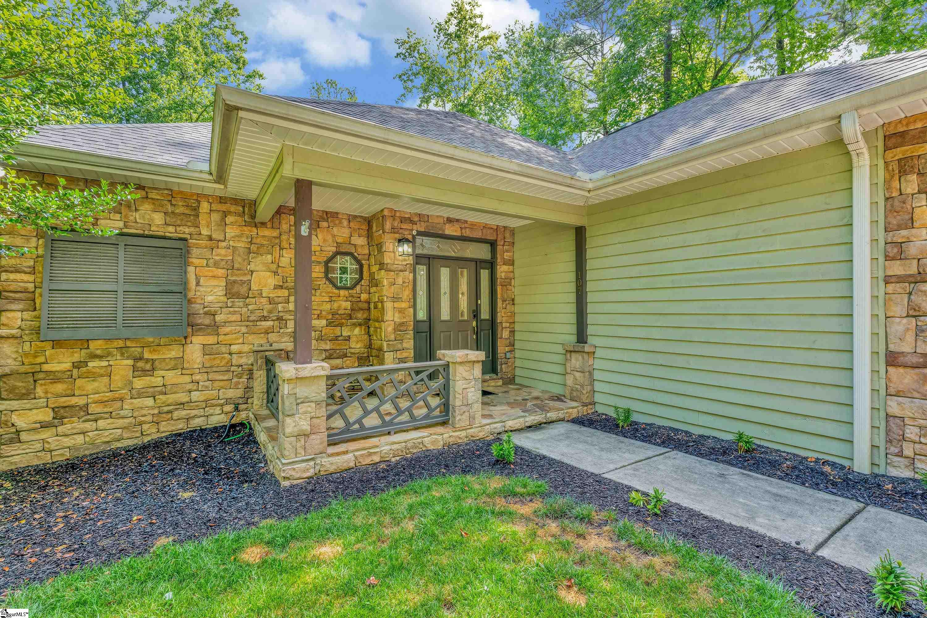 107 Blackfox Way Sunset, SC 29685