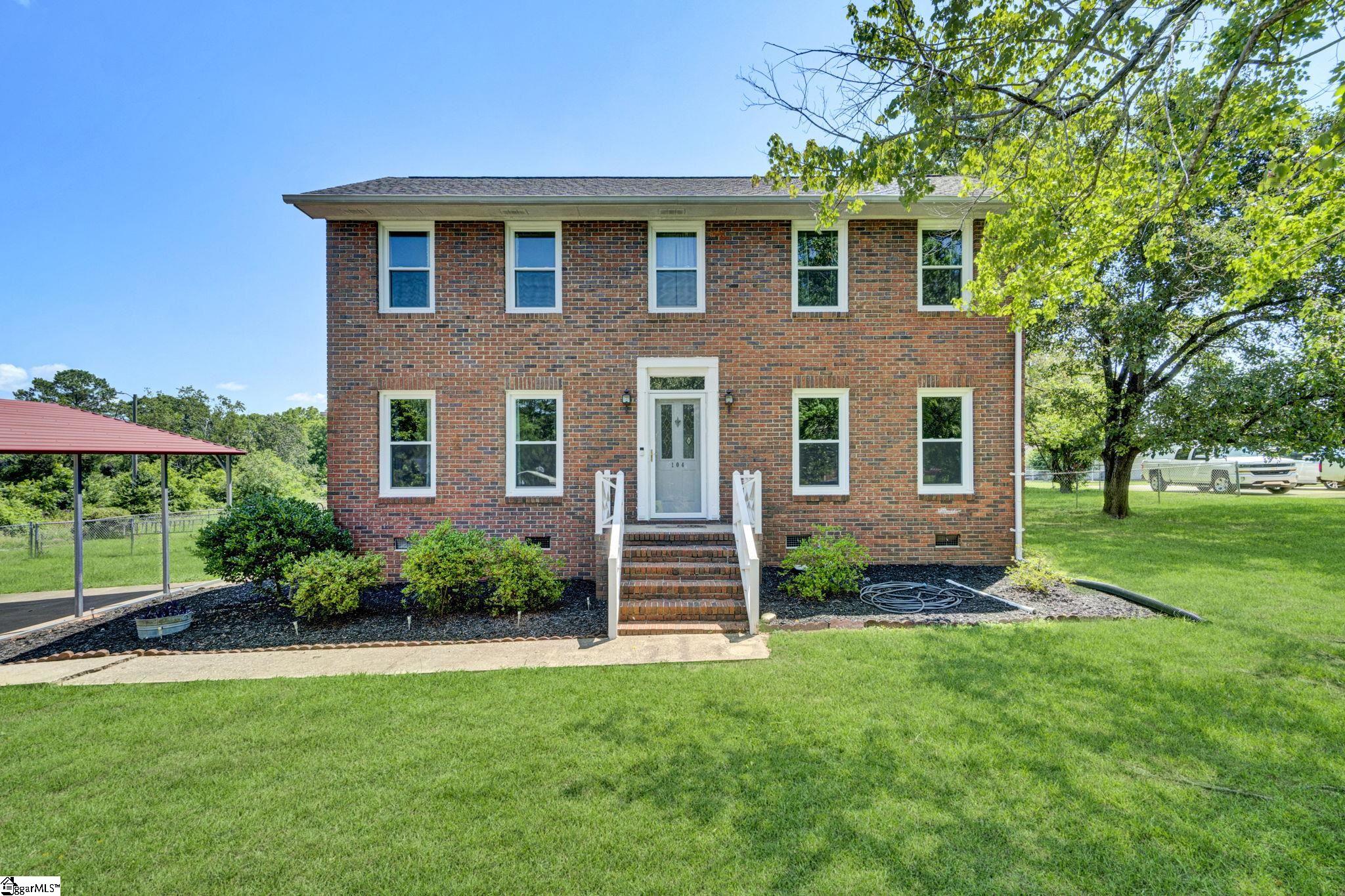 104 Locksley Drive Greenwood, SC 29649