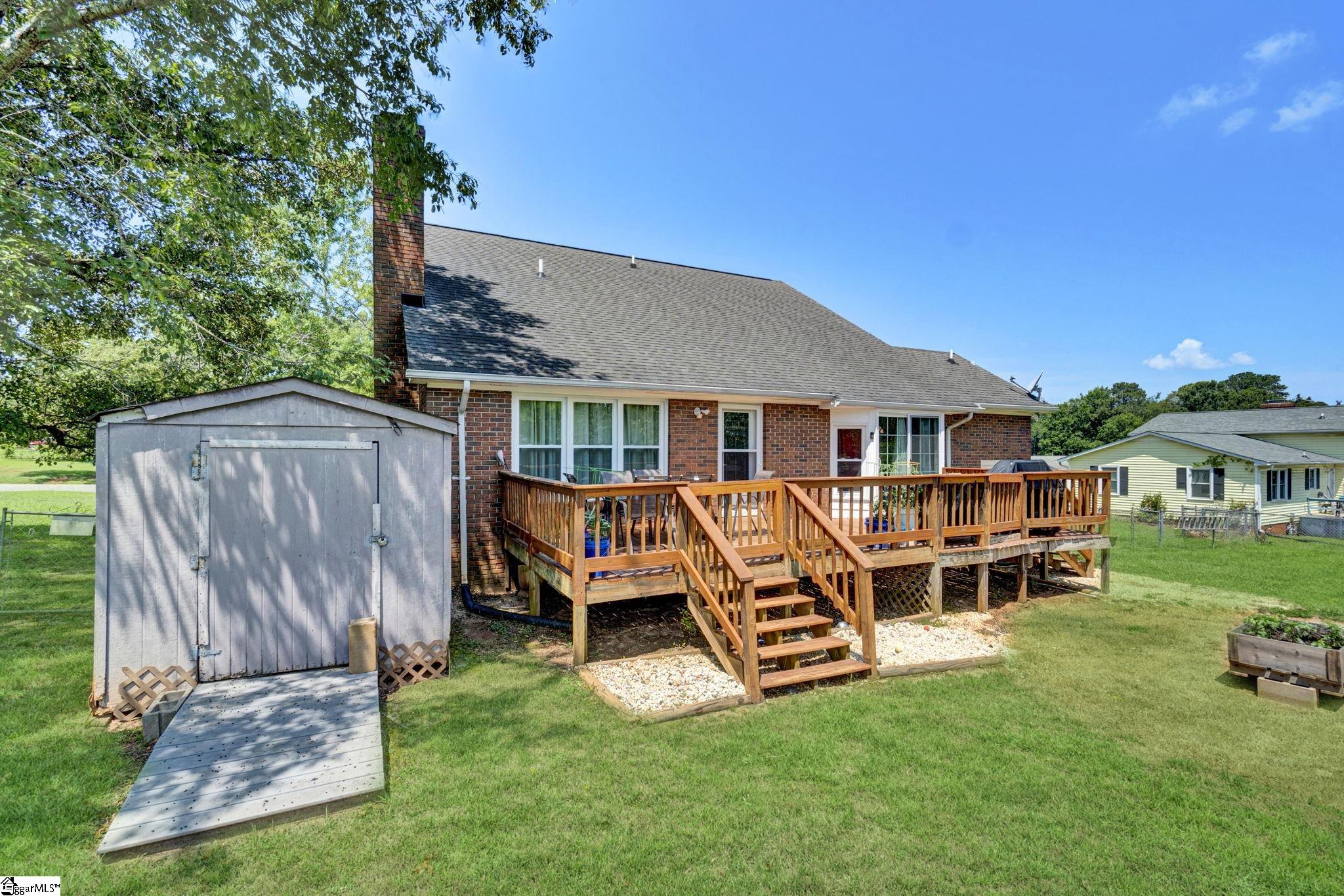 104 Locksley Drive Greenwood, SC 29649