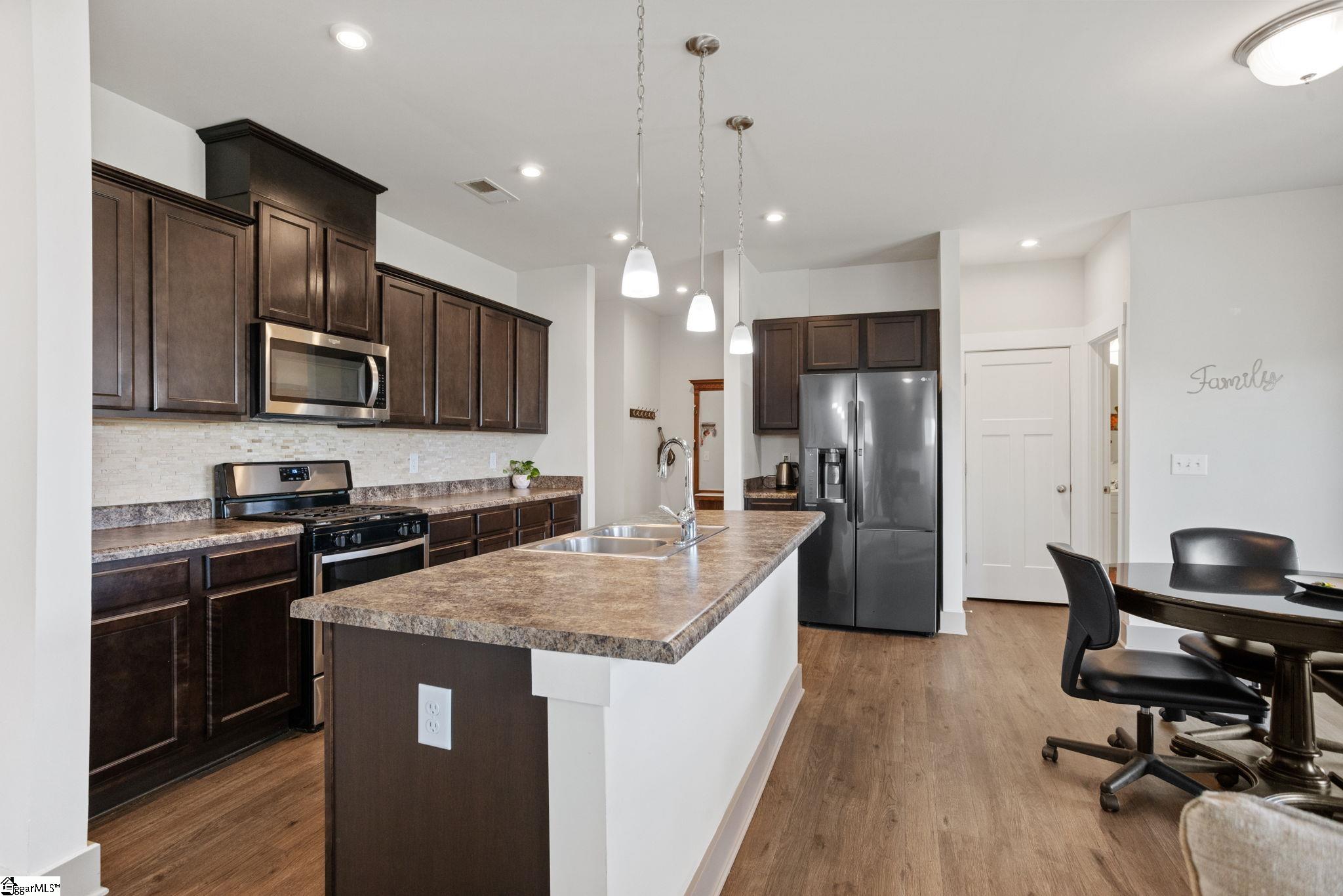 105 Jones Peak Drive Simpsonville, SC 29681