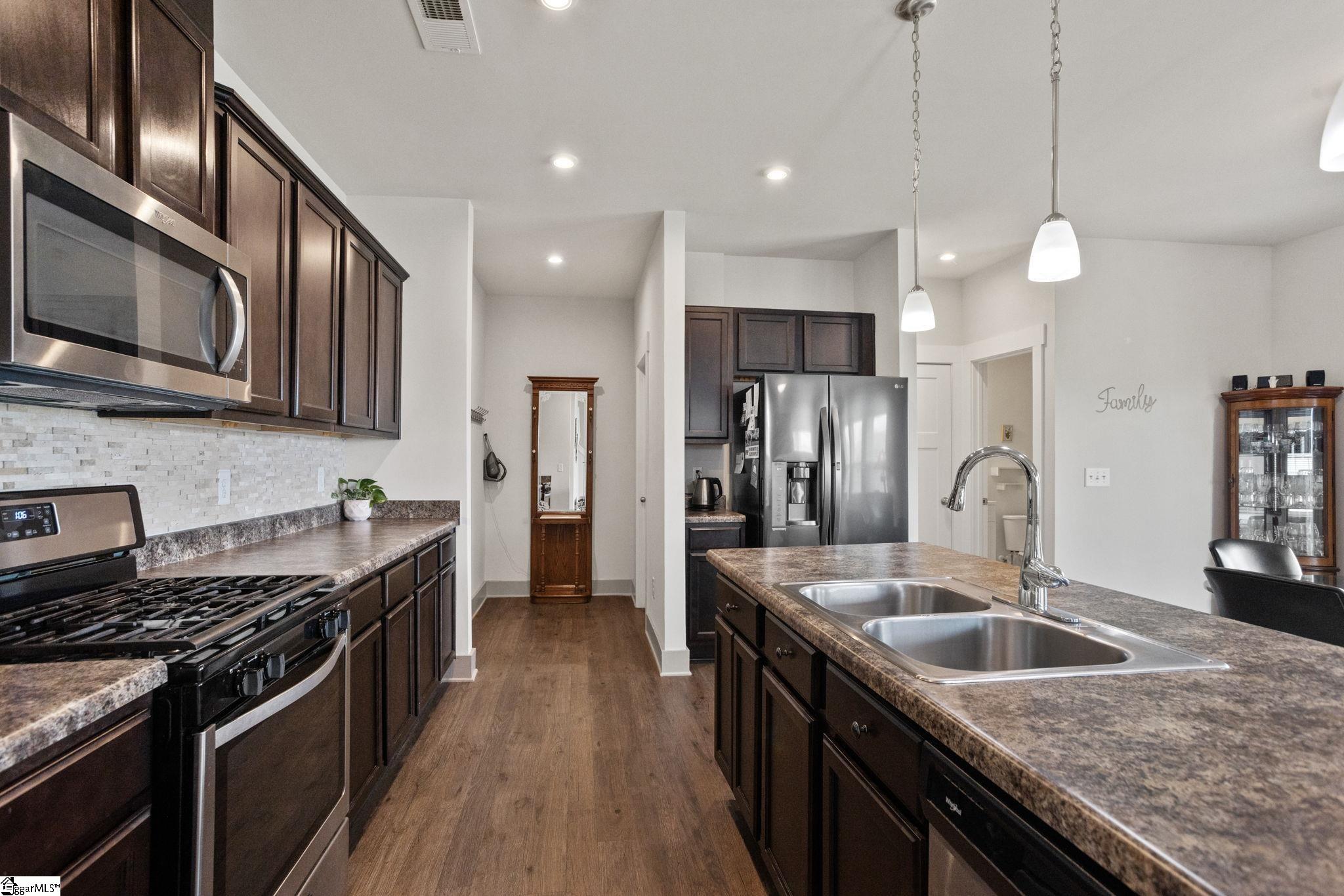 105 Jones Peak Drive Simpsonville, SC 29681