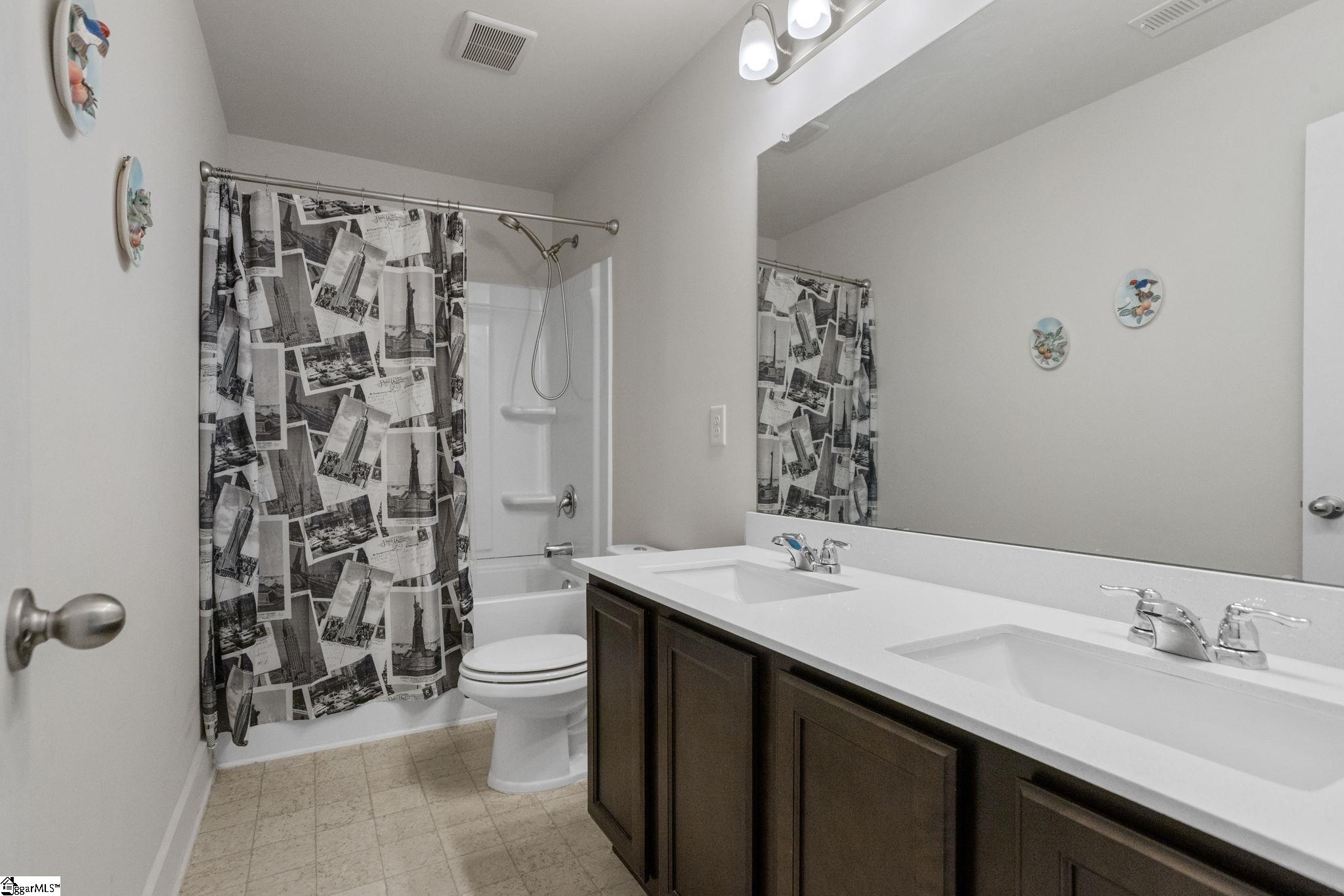 105 Jones Peak Drive Simpsonville, SC 29681