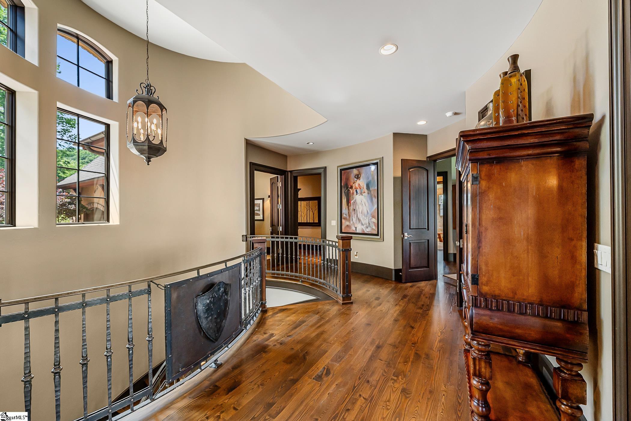 29 High Cliffe Way Landrum, SC 29356