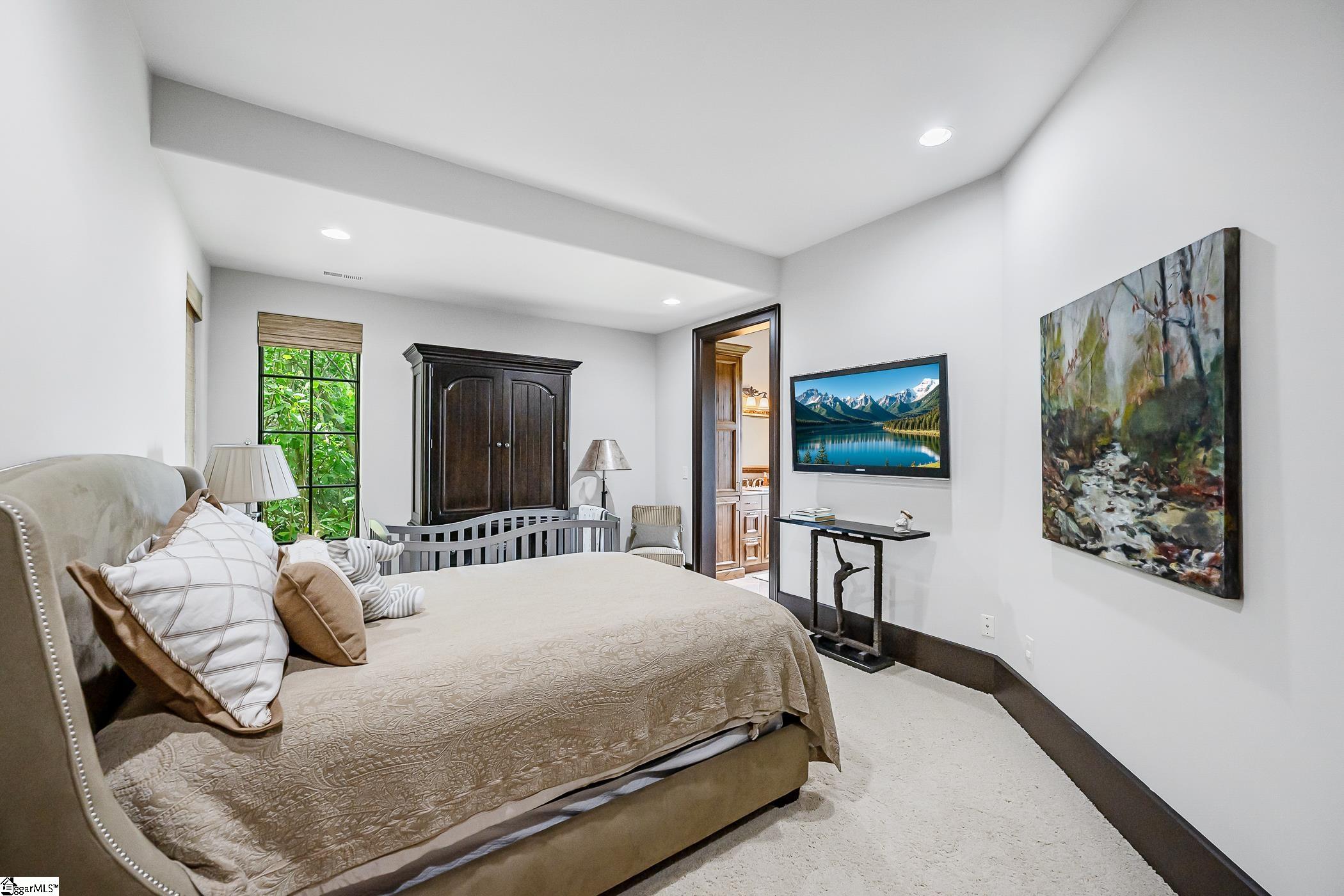 29 High Cliffe Way Landrum, SC 29356