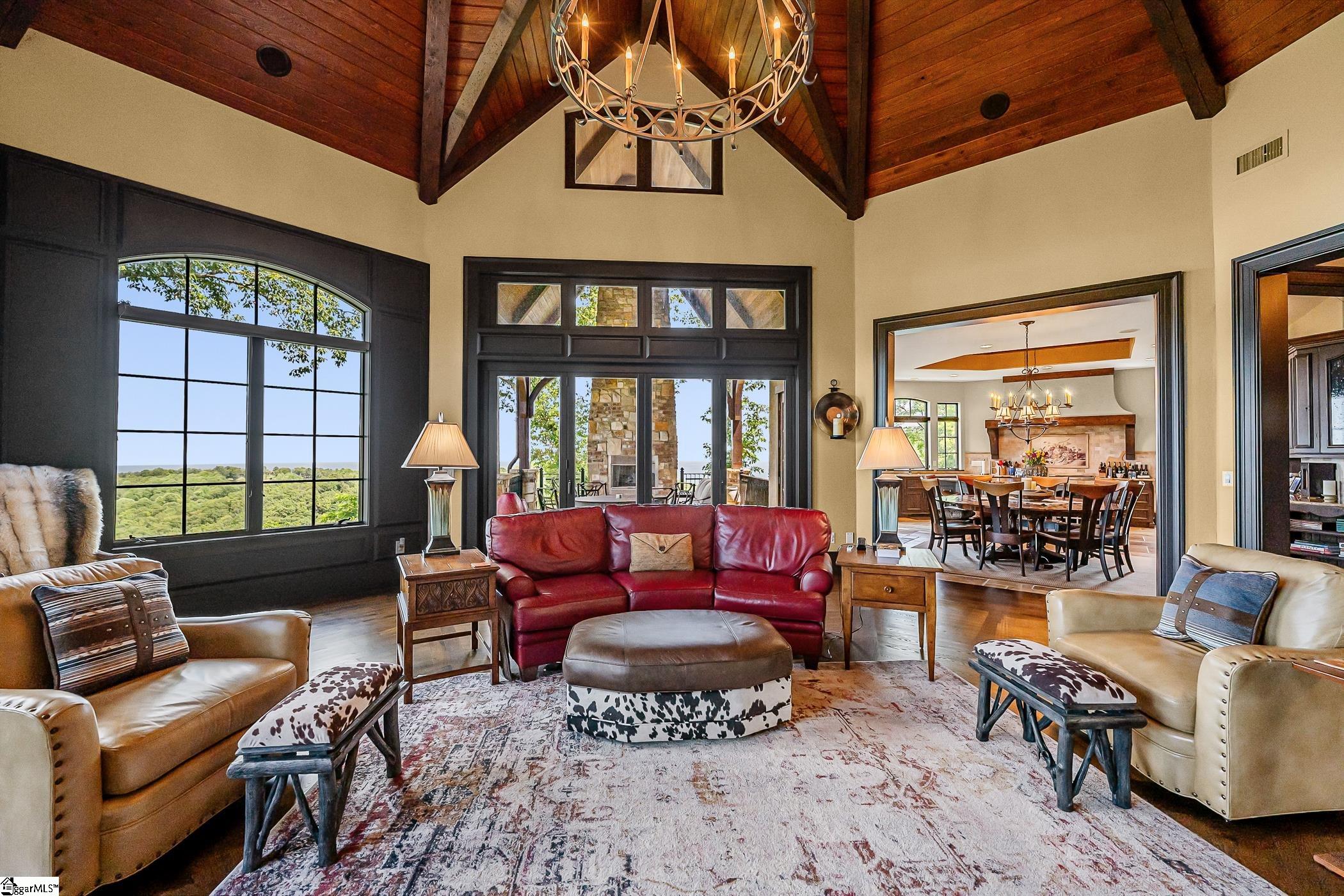 29 High Cliffe Way Landrum, SC 29356