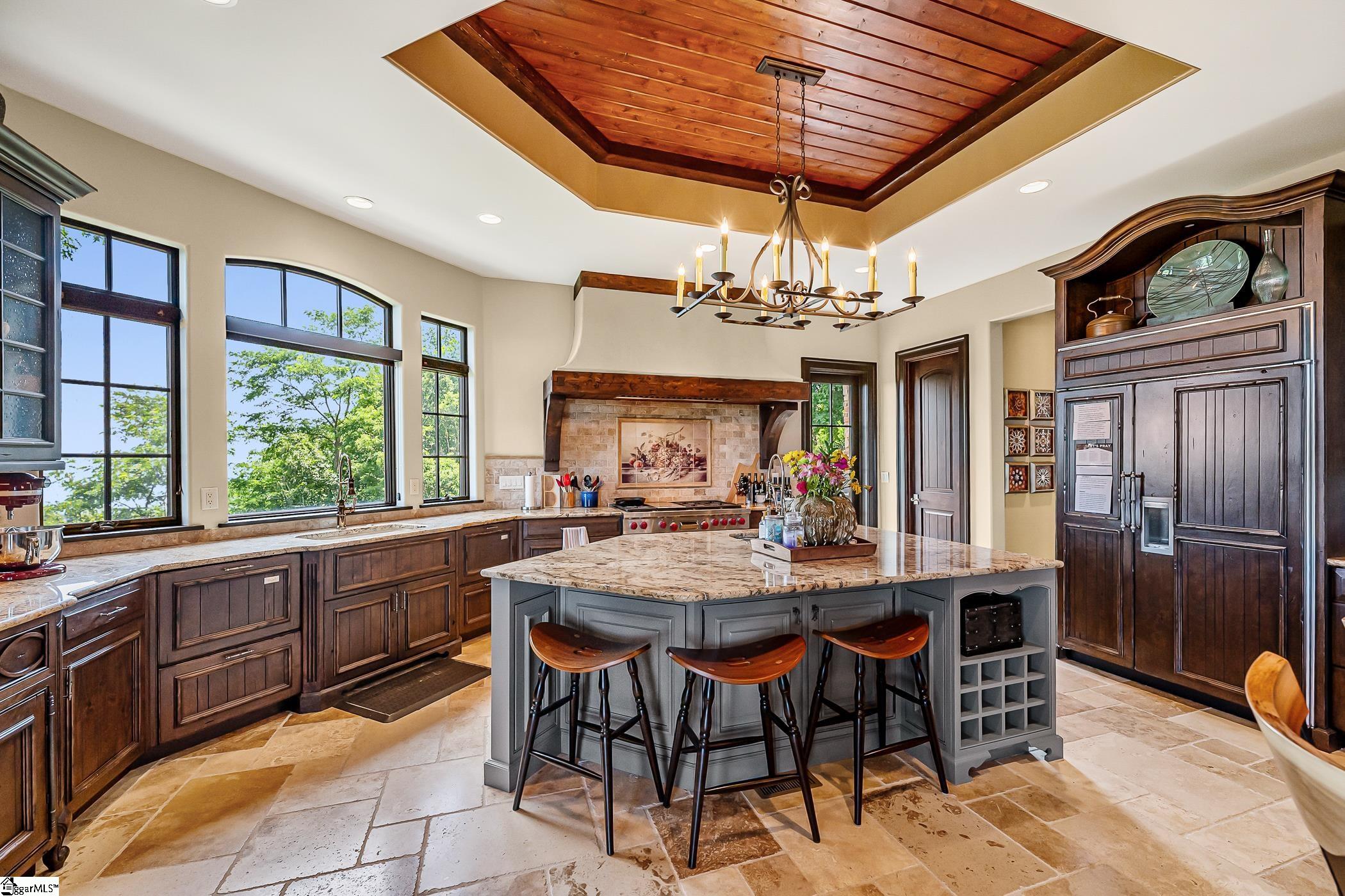 29 High Cliffe Way Landrum, SC 29356