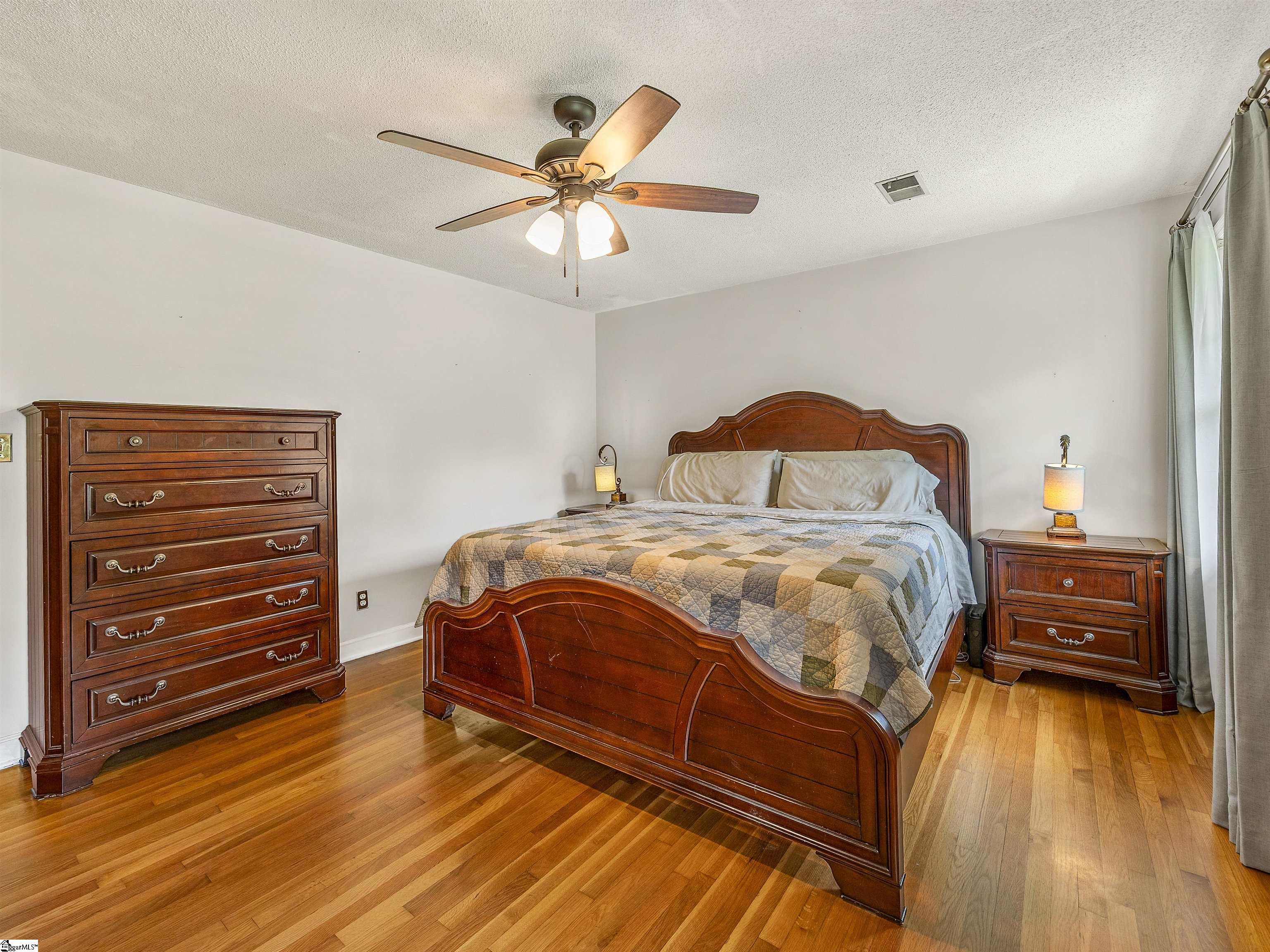 230 Anita Drive Spartanburg, SC 29302