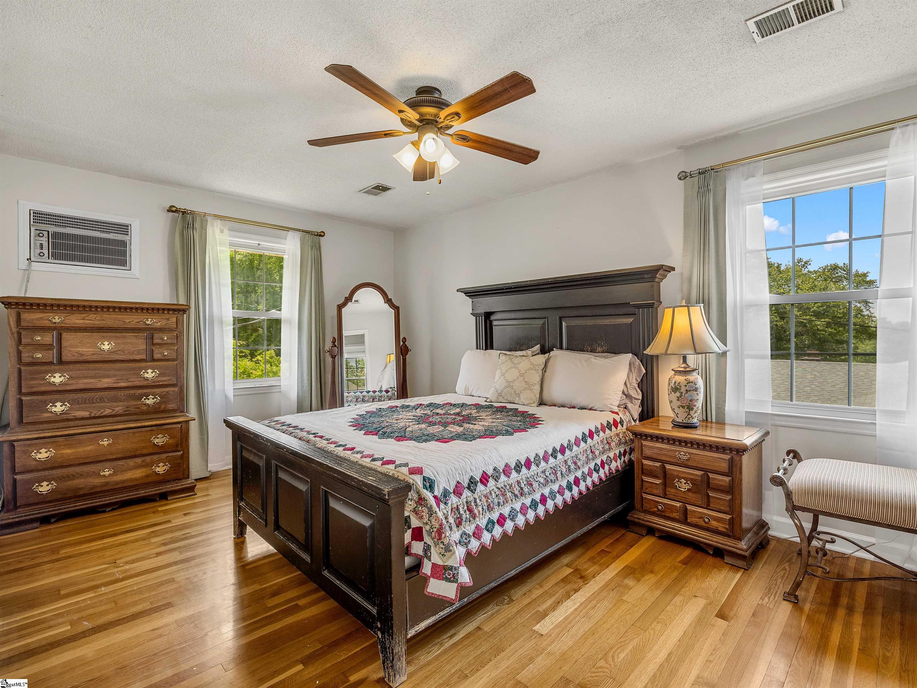 230 Anita Drive Spartanburg, SC 29302