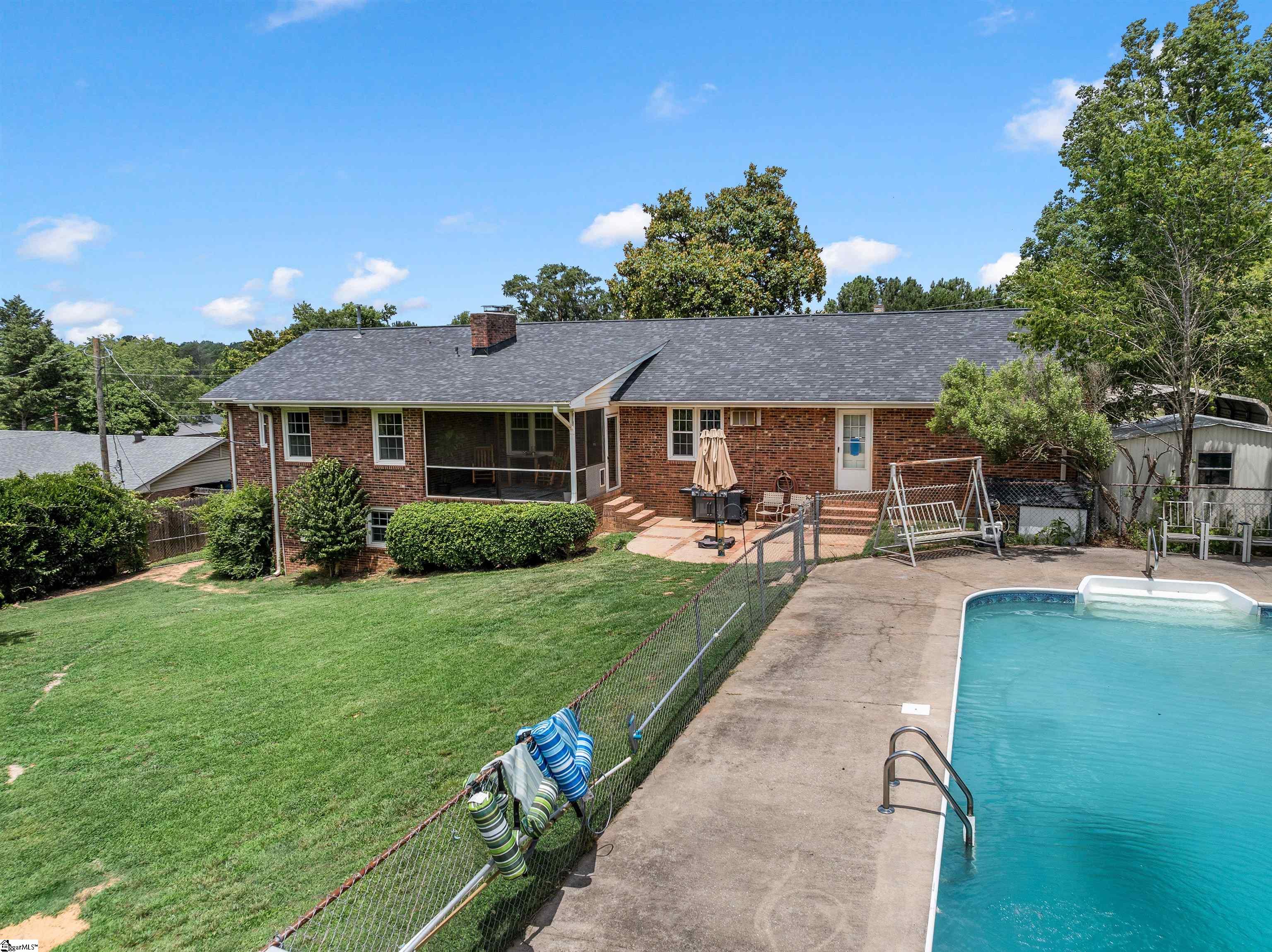 230 Anita Drive Spartanburg, SC 29302