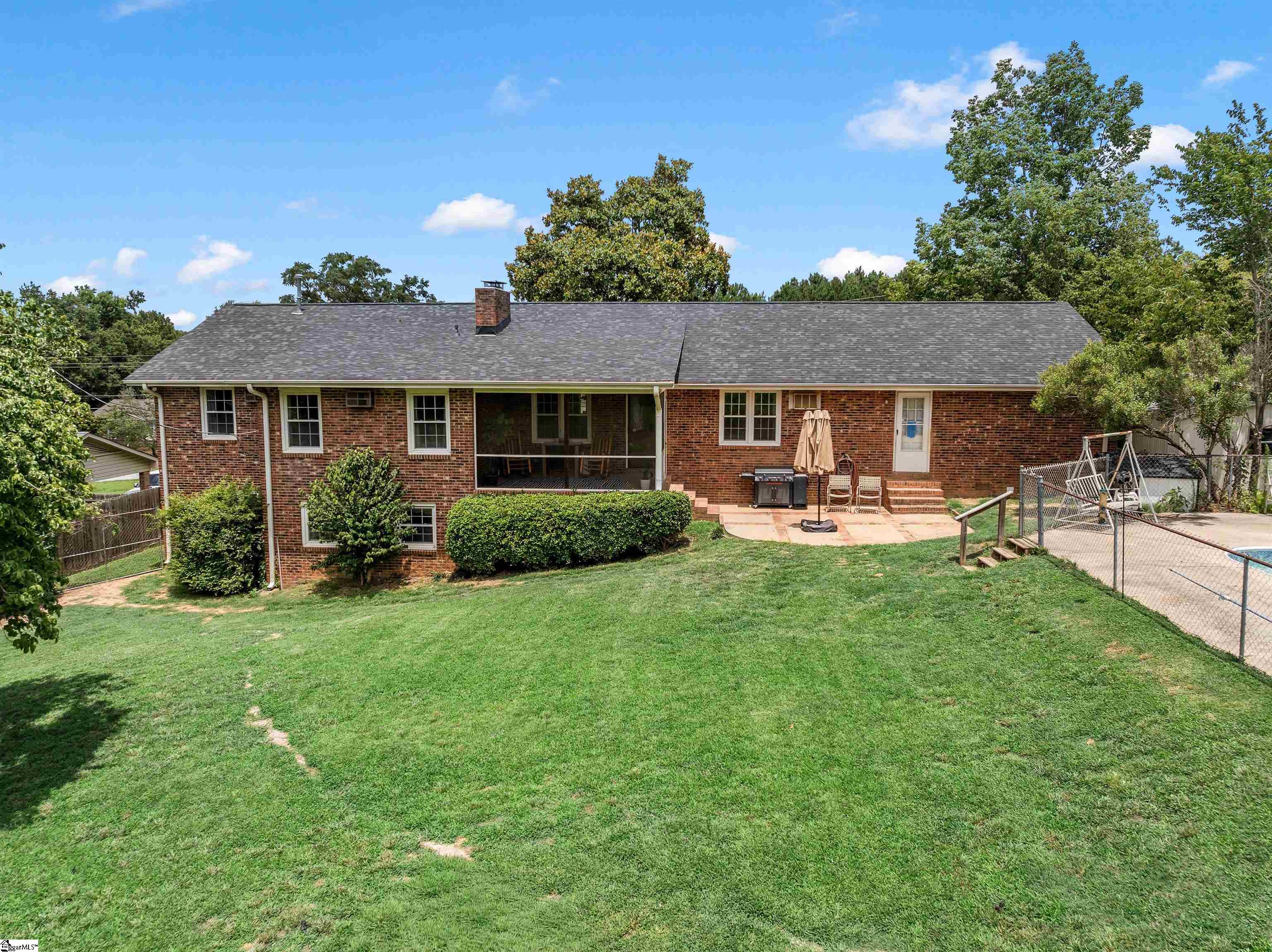 230 Anita Drive Spartanburg, SC 29302