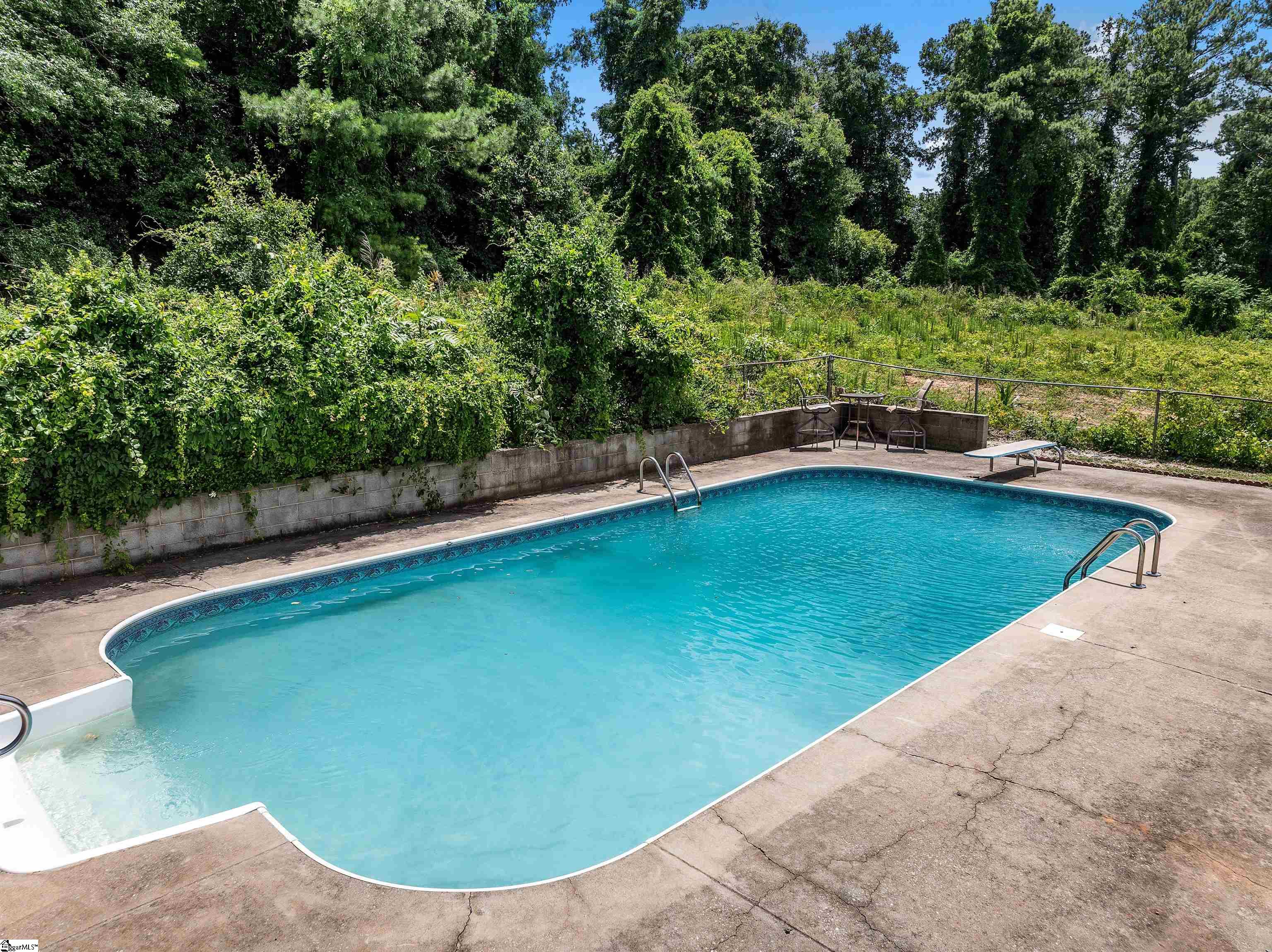 230 Anita Drive Spartanburg, SC 29302