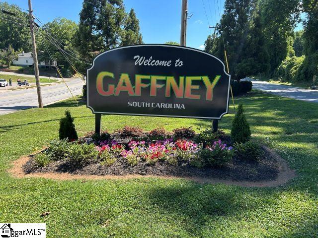 922 N Logan Street Gaffney, SC 29341