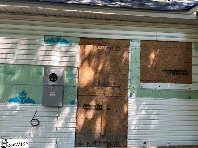 922 N Logan Street Gaffney, SC 29341