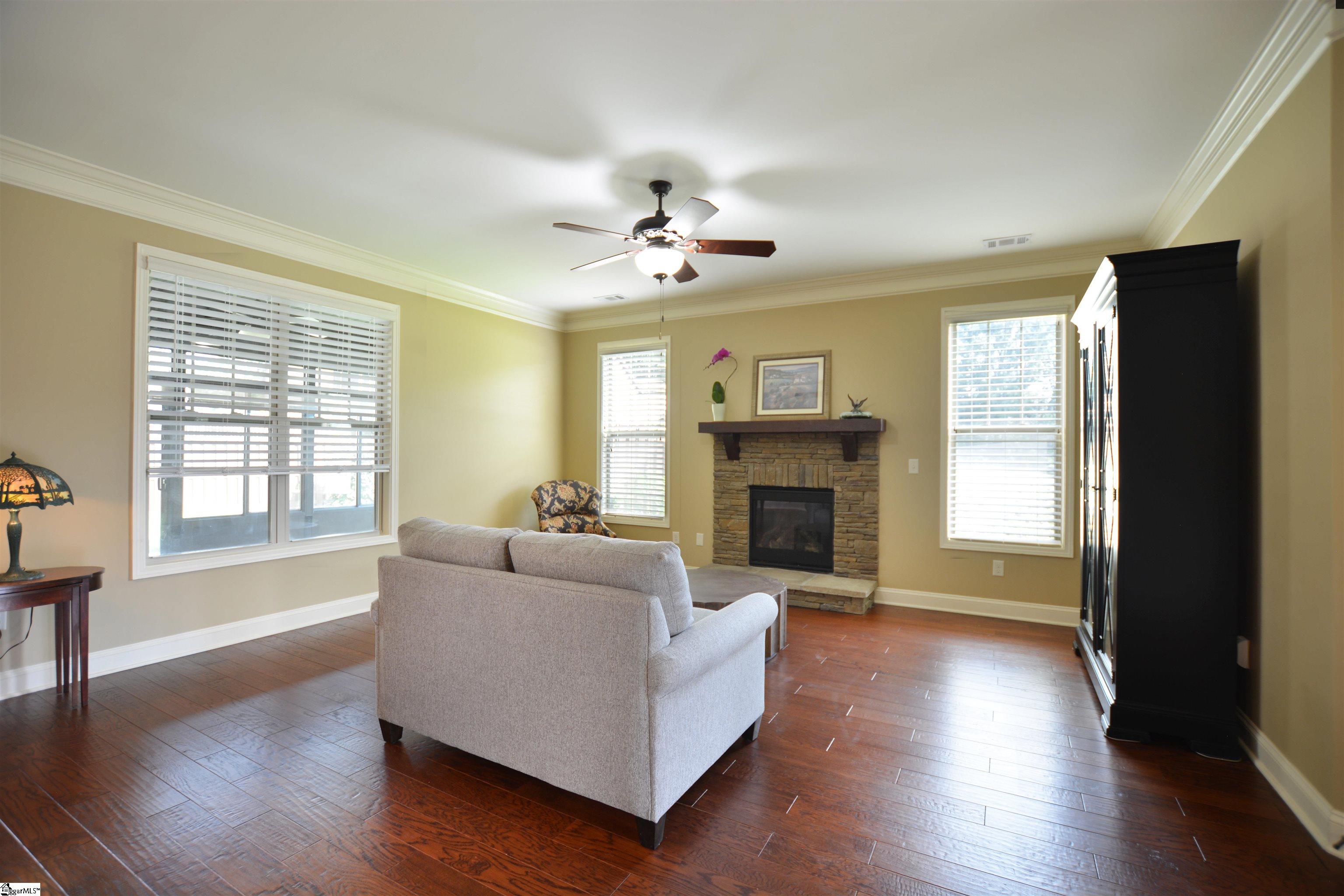 719 Wynborne Lane Moore, SC 29369